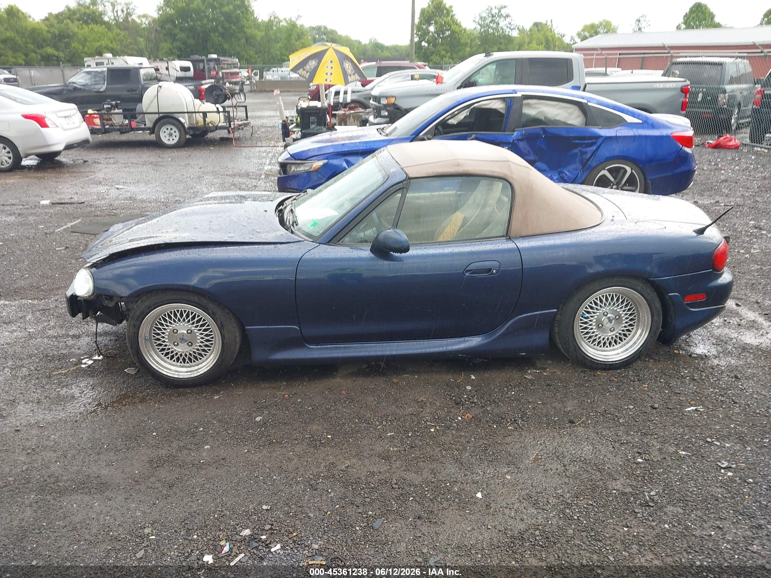 2003 Mazda Mx-5 Miata Cloth/ls/se/shinsen Blue vin: JM1NB353X30303019
