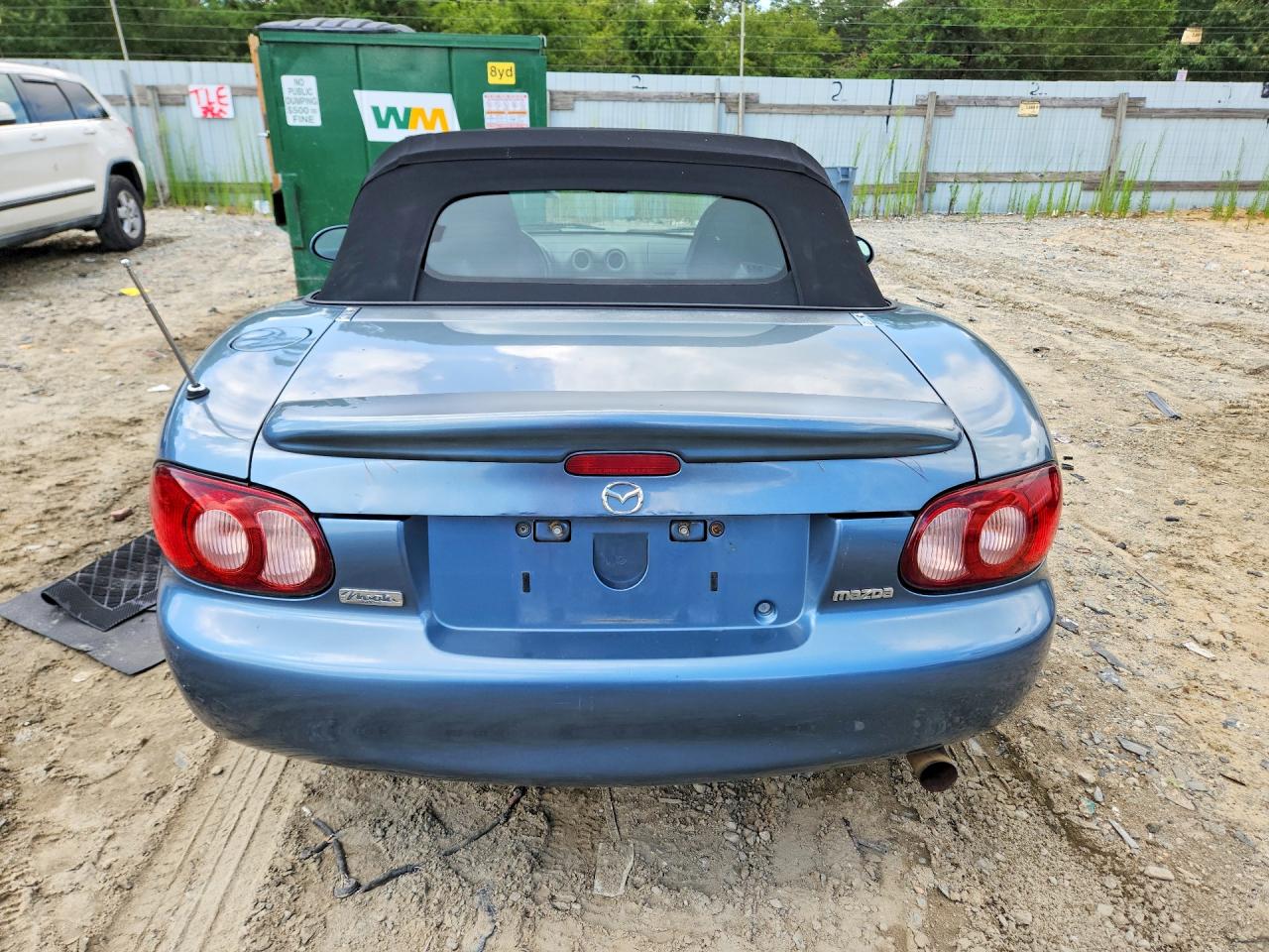 2005 Mazda Mx-5 Miata Base Blue vin: JM1NB353X50410302