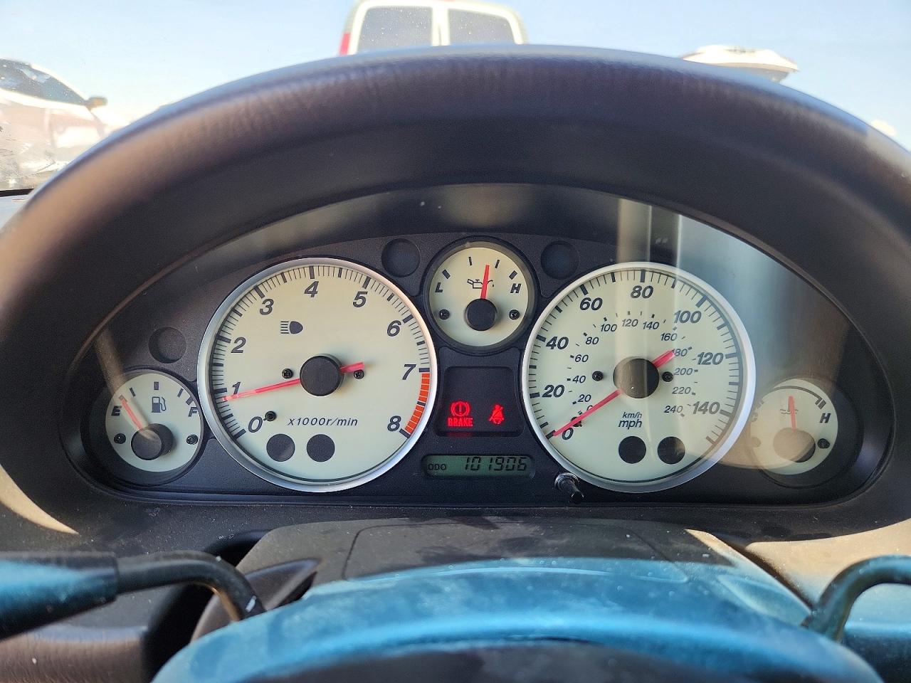 2005 Mazda Mx-5 Miata Base Зеленый vin: JM1NB353X50412972