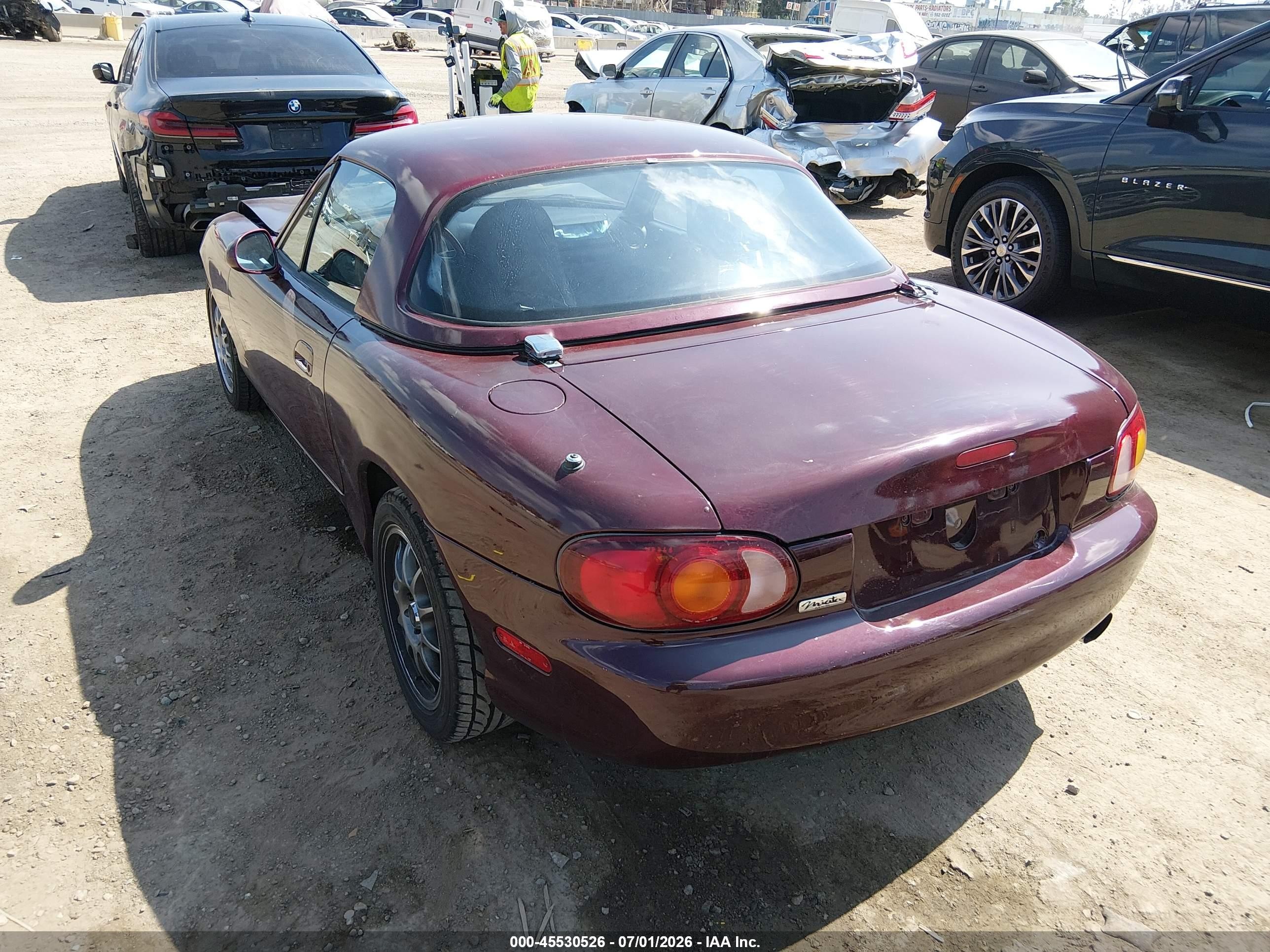 1999 Mazda Mx-5 Miata 10th Anniversary Edition/leather/popular Equip/sport/touring Burgundy vin: JM1NB353XX0103652