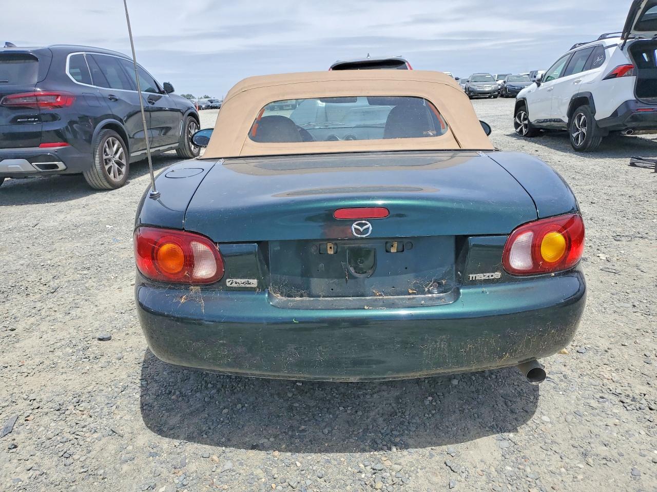 1999 Mazda Mx-5 Miata Green vin: JM1NB353XX0124551