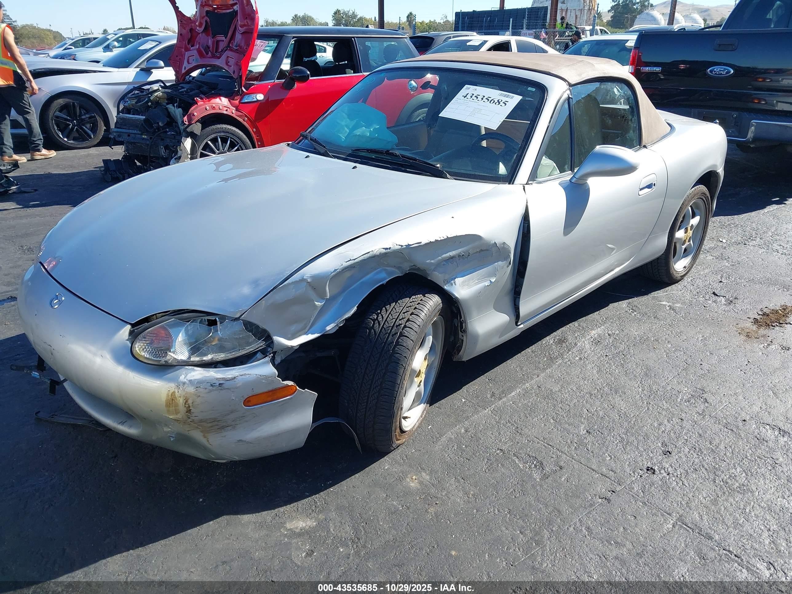 1999 Mazda Mx-5 Miata Leather Pkg/popular Equipment Pkg/sports Pkg/touring Pkg Silver vin: JM1NB353XX0137039