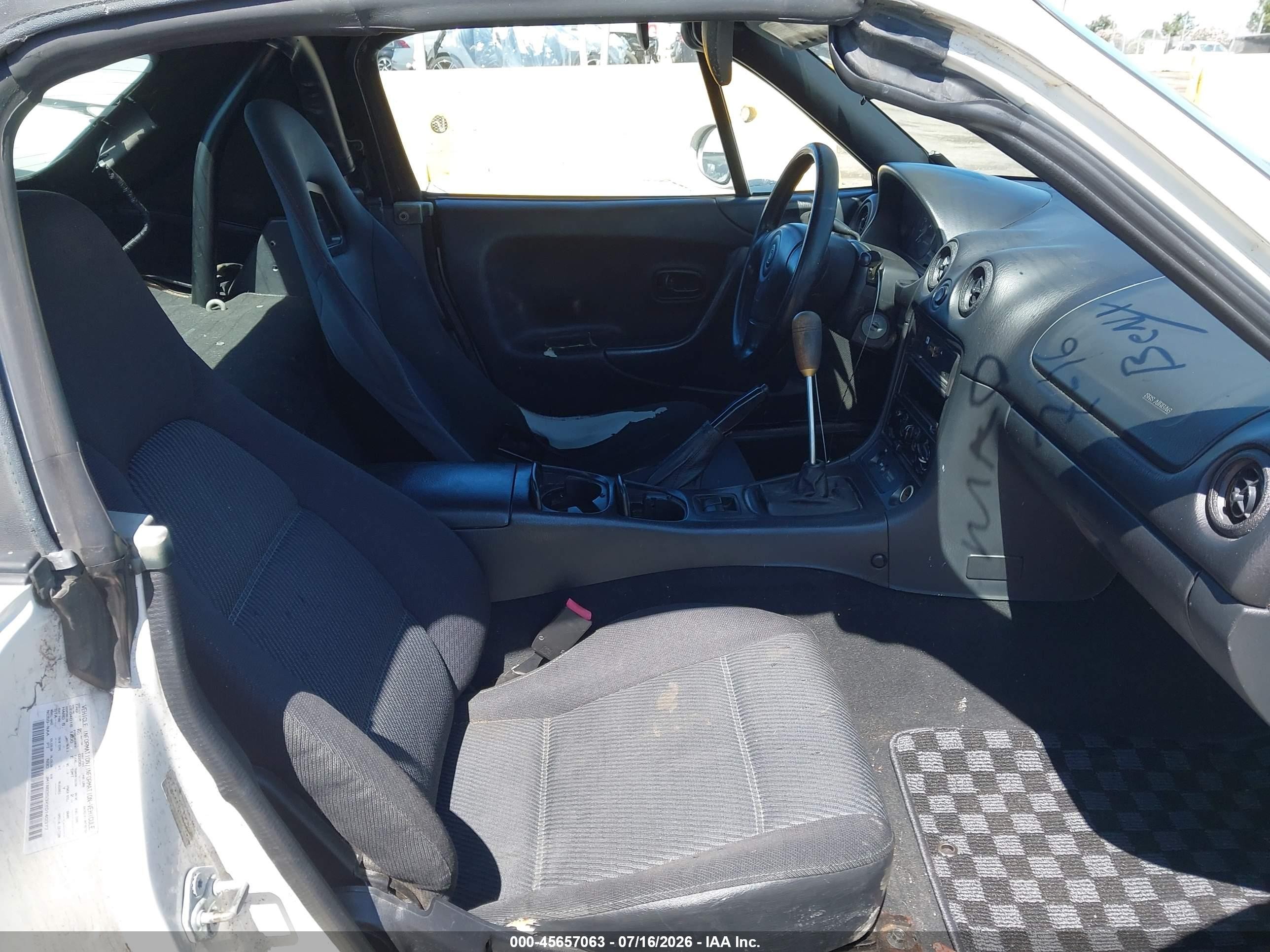 2000 Mazda Mx-5 Miata Ls/special Edition White vin: JM1NB353XY0140377