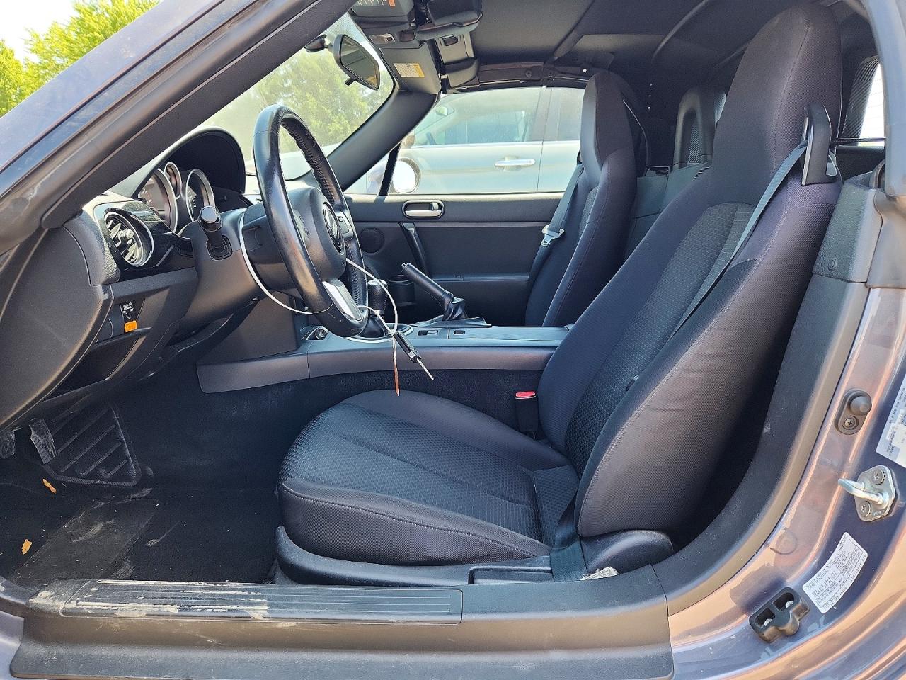 2007 Mazda Mx-5 Miata Gray vin: JM1NC15F170133523