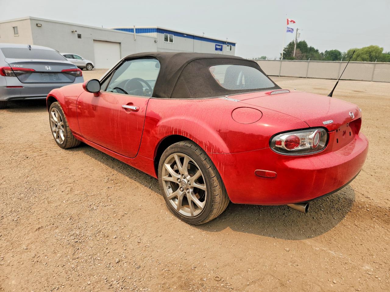 2006 Mazda Mx-5 Miata Red vin: JM1NC15F960102079