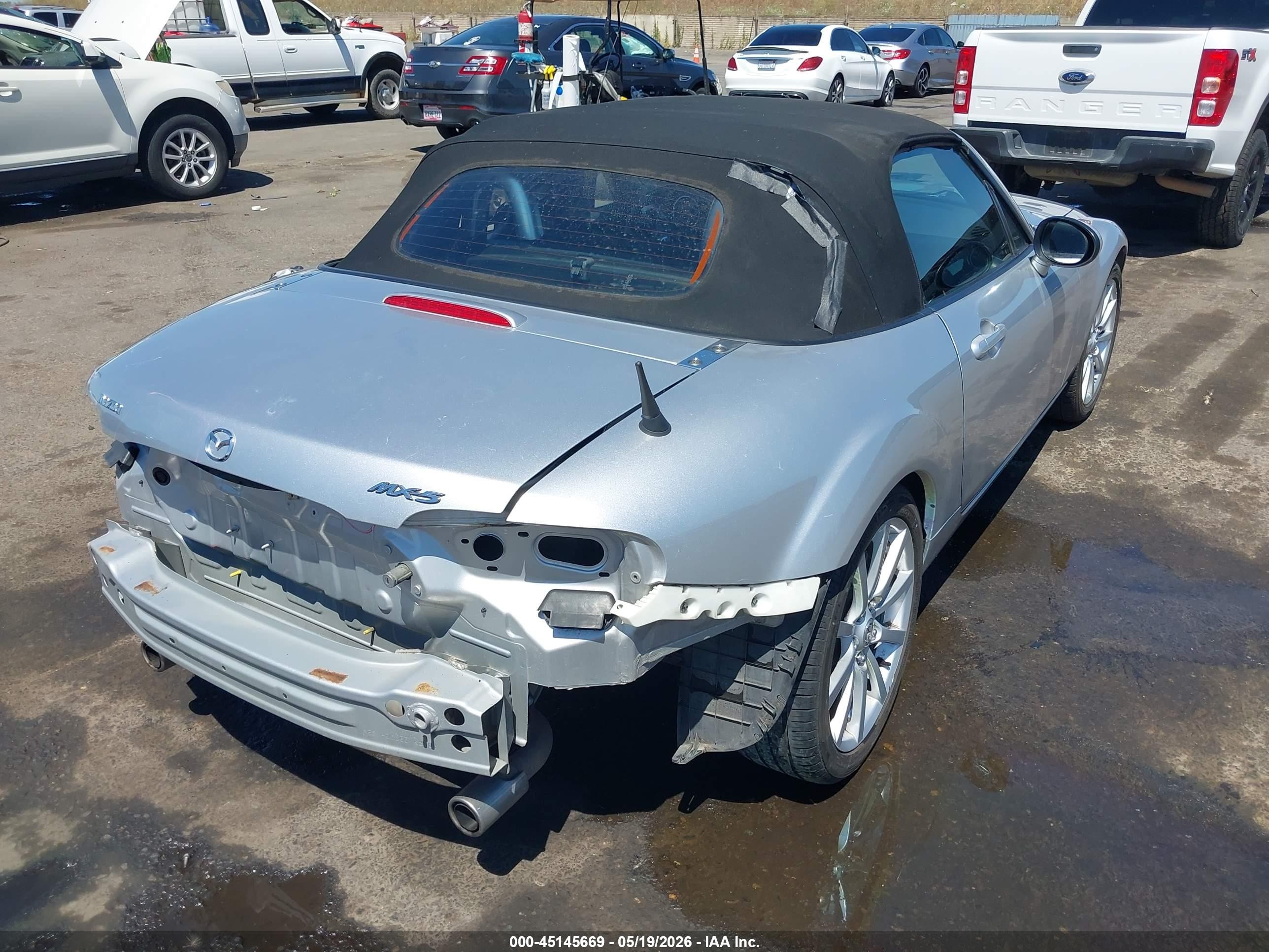 2006 Mazda Mx-5 Grand Touring Silver vin: JM1NC25F060104566