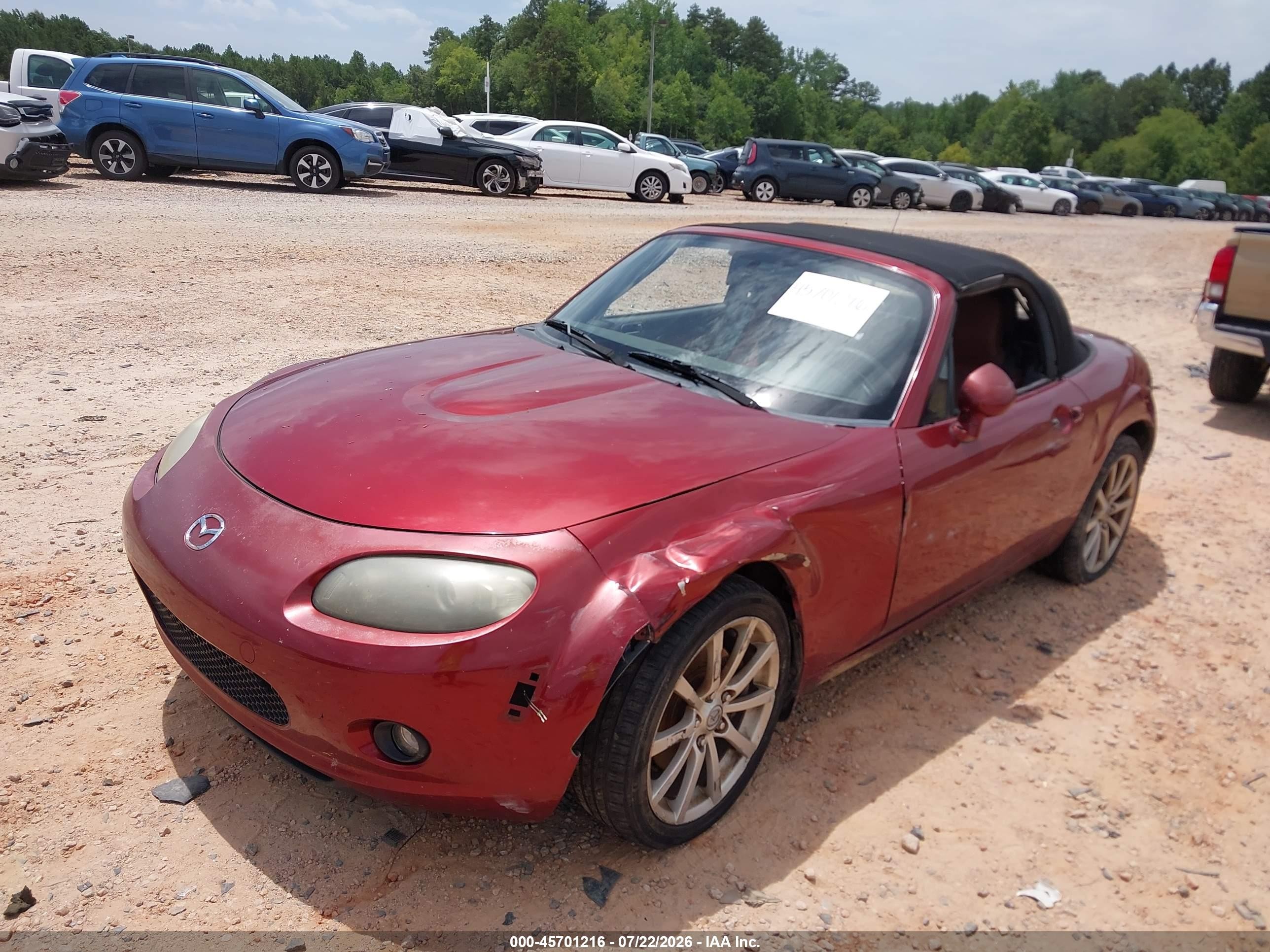 2006 Mazda Mx-5 Grand Touring Burgundy vin: JM1NC25F060122436