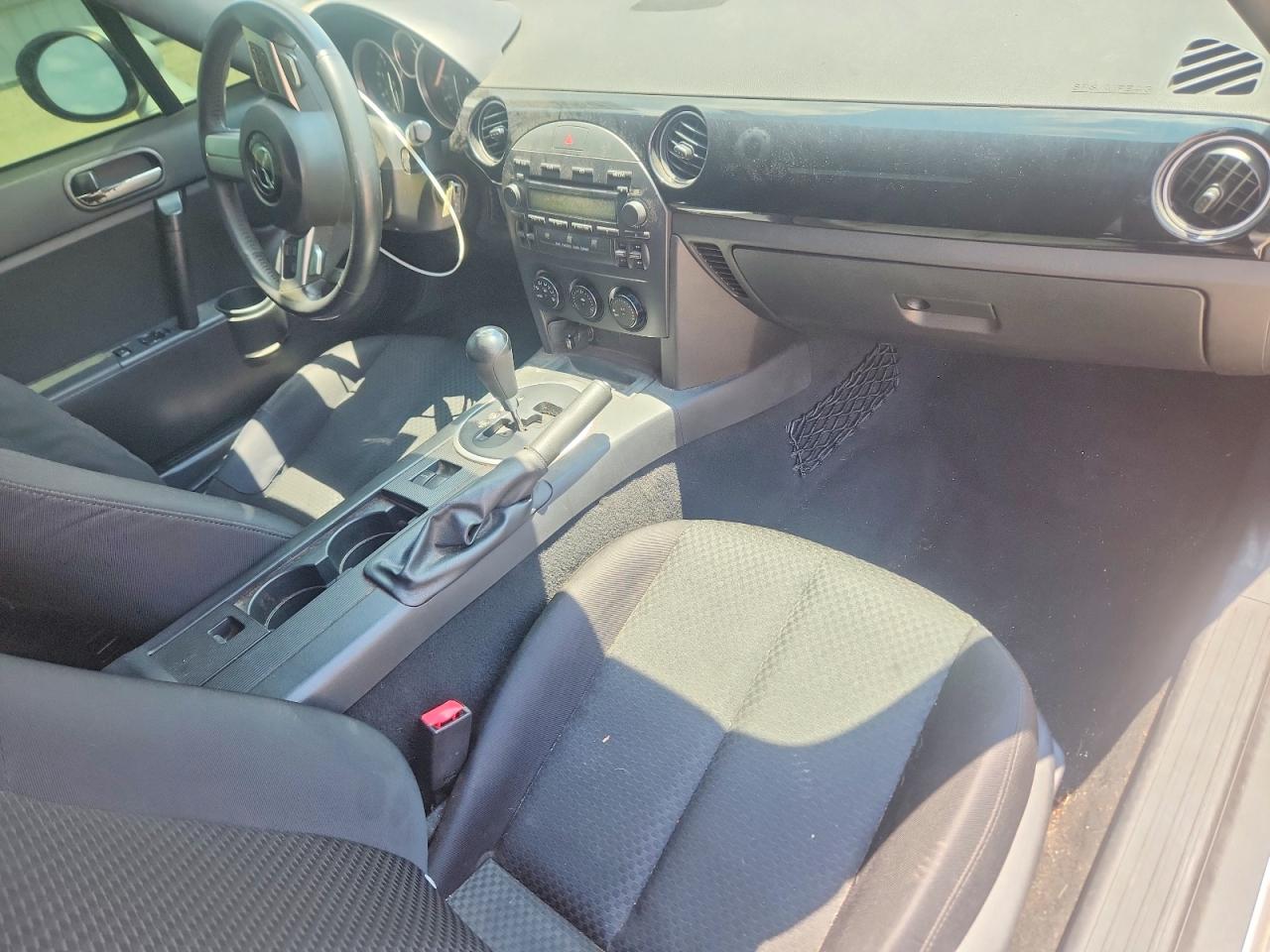 2006 Mazda Mx-5 Miata Silver vin: JM1NC25F160105872