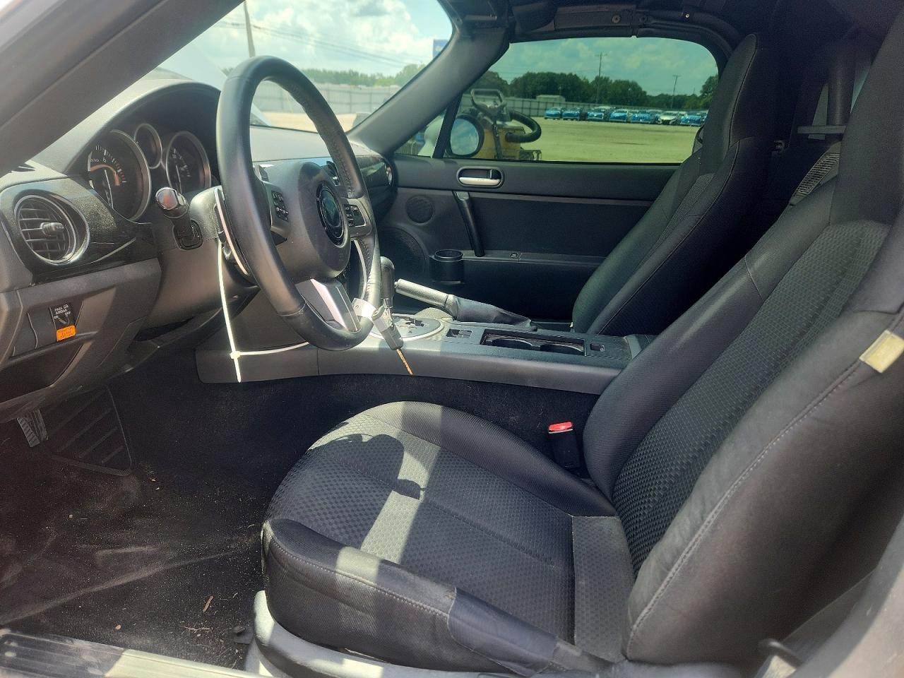 2006 Mazda Mx-5 Miata Silver vin: JM1NC25F160105872