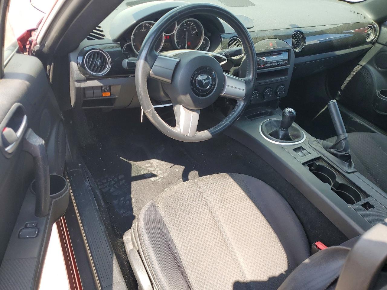 2008 Mazda Mx-5 Miata Maroon vin: JM1NC25F180153925