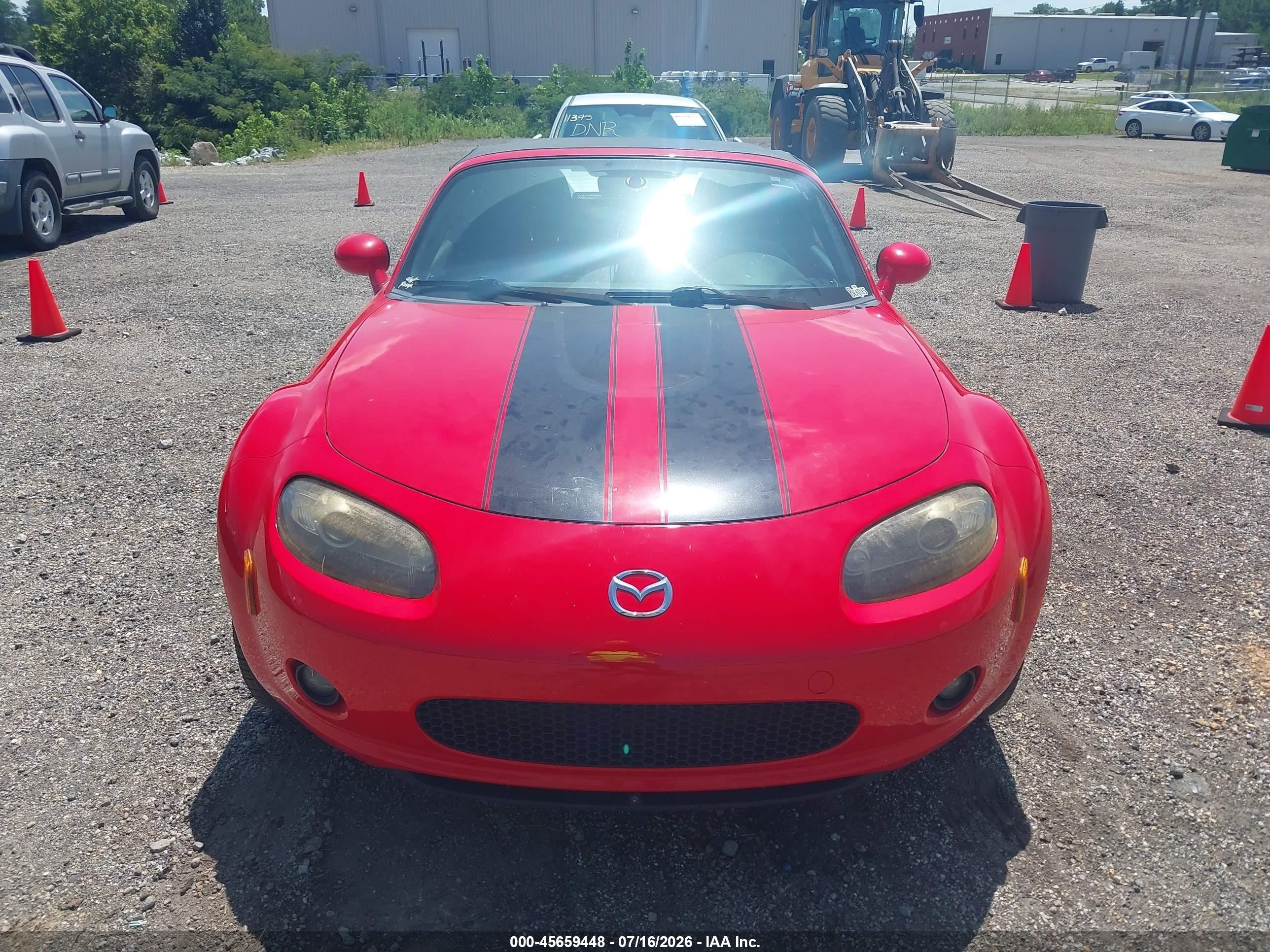 2006 Mazda Mx-5 Sport Red vin: JM1NC25F260107971