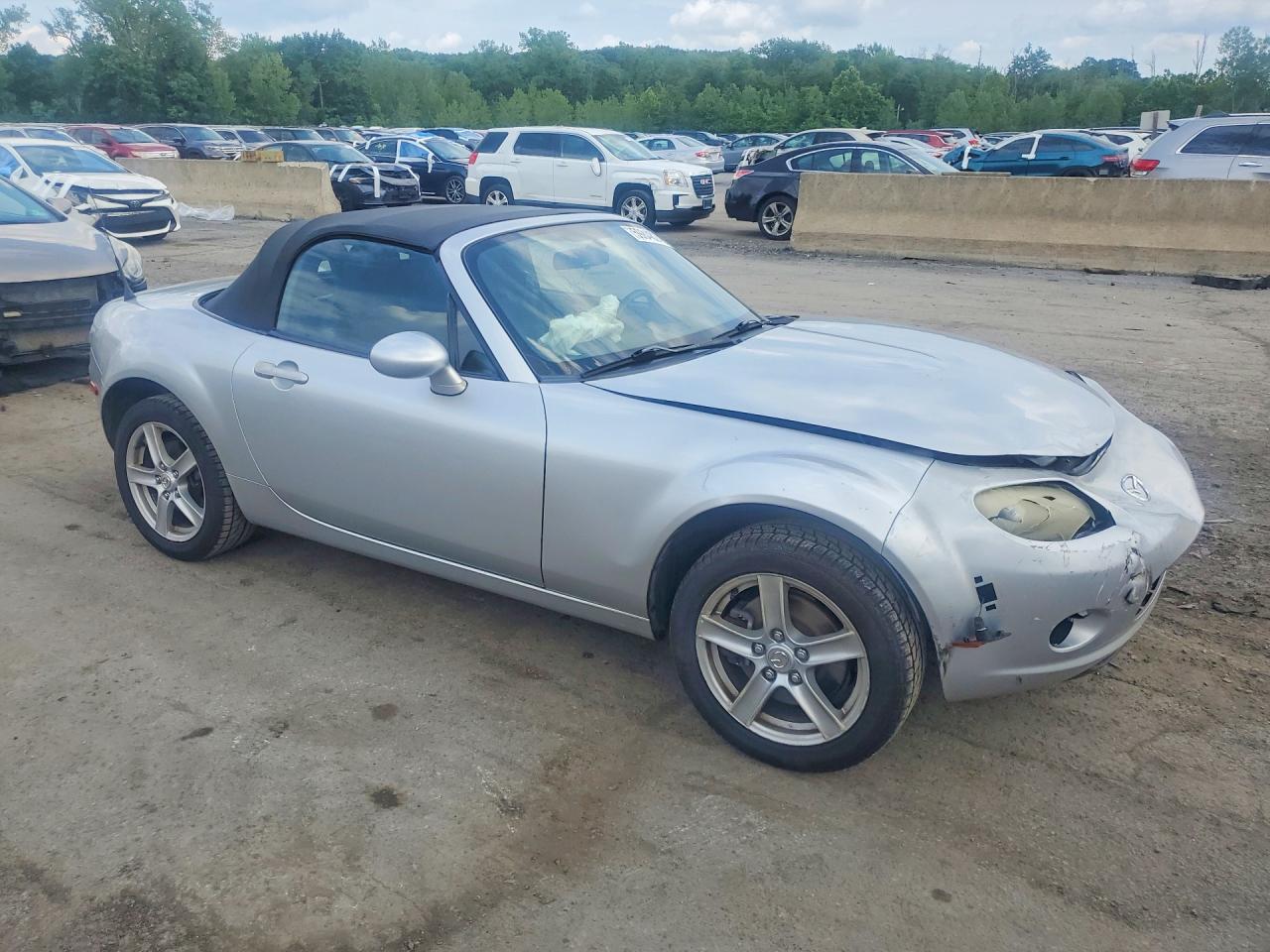 2006 Mazda Mx-5 Miata Silver vin: JM1NC25F260111809