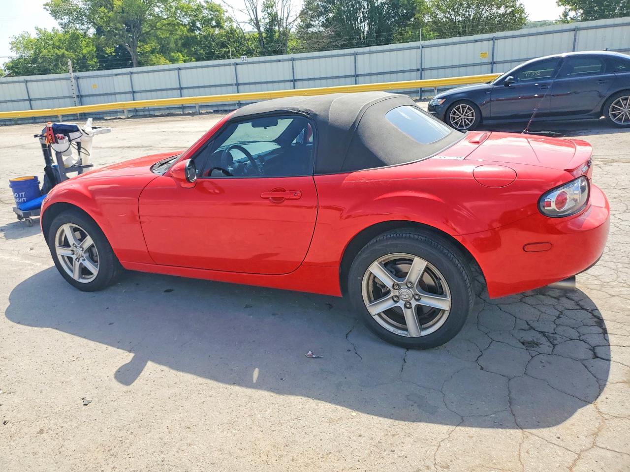 2007 Mazda Mx-5 Miata Red vin: JM1NC25F270129874