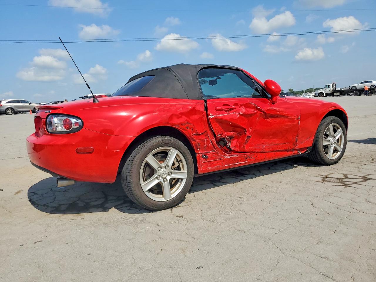 2007 Mazda Mx-5 Miata Red vin: JM1NC25F270129874