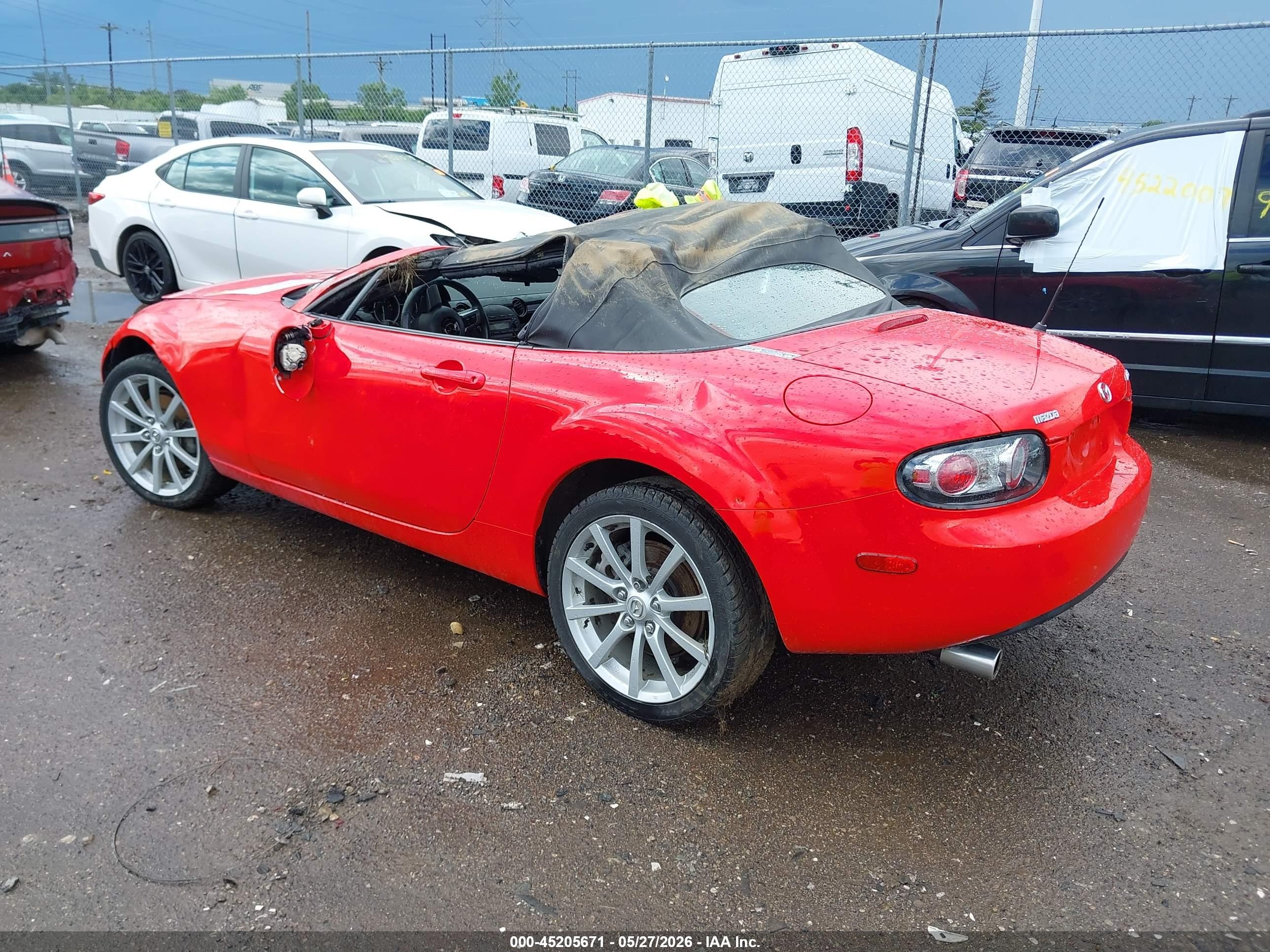 2007 Mazda Mx-5 Touring Red vin: JM1NC25F270136386