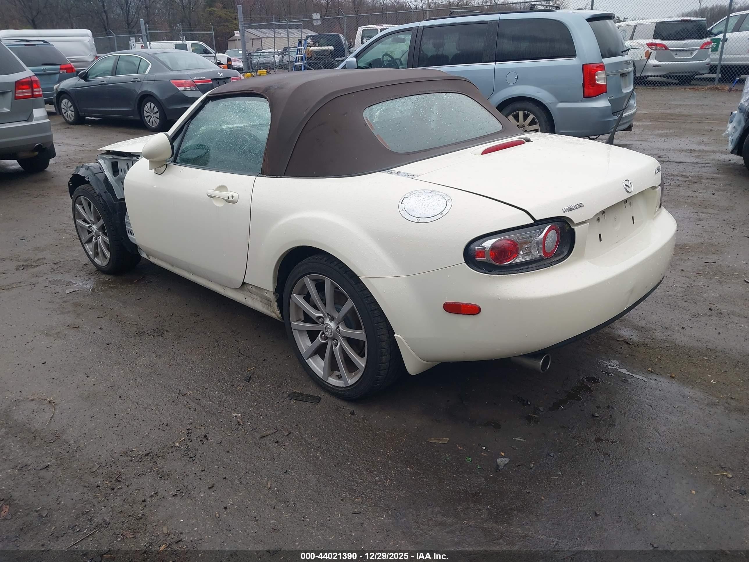 2007 Mazda Mx-5 Grand Touring Белый vin: JM1NC25F270136906