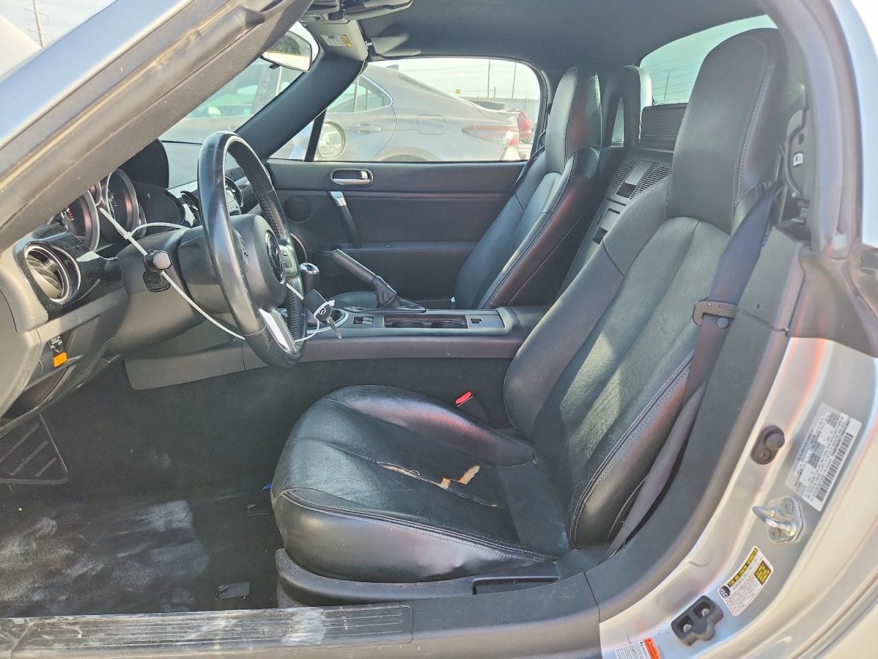 2006 Mazda Mx-5 Miata Silver vin: JM1NC25F360108059