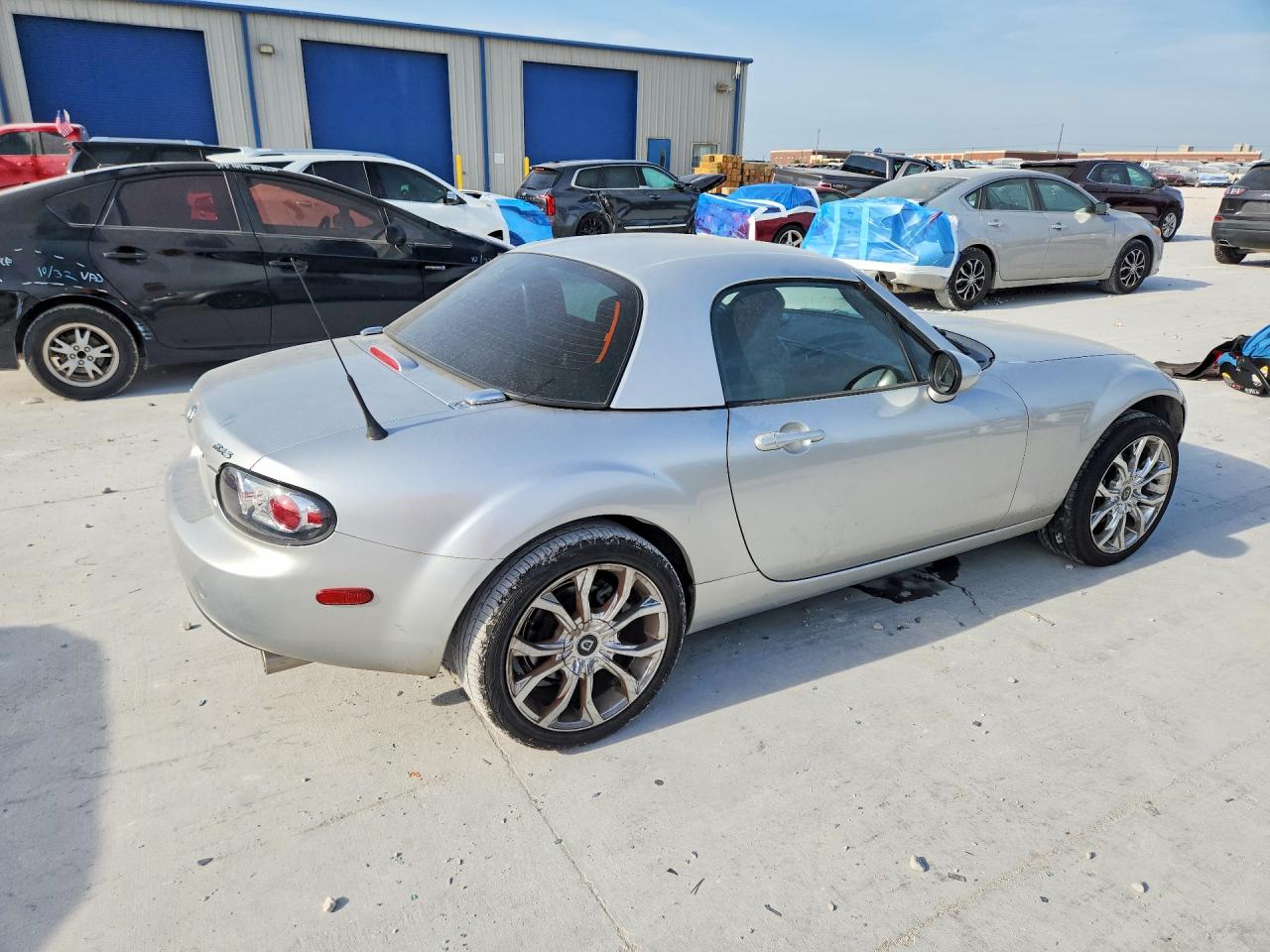 2006 Mazda Mx-5 Miata Silver vin: JM1NC25F360108059