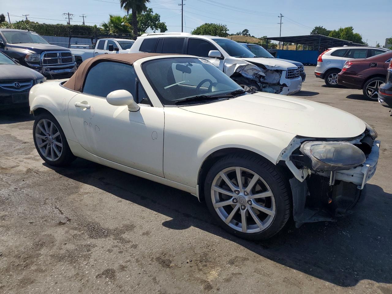 2006 Mazda Mx-5 Miata White vin: JM1NC25F360111737