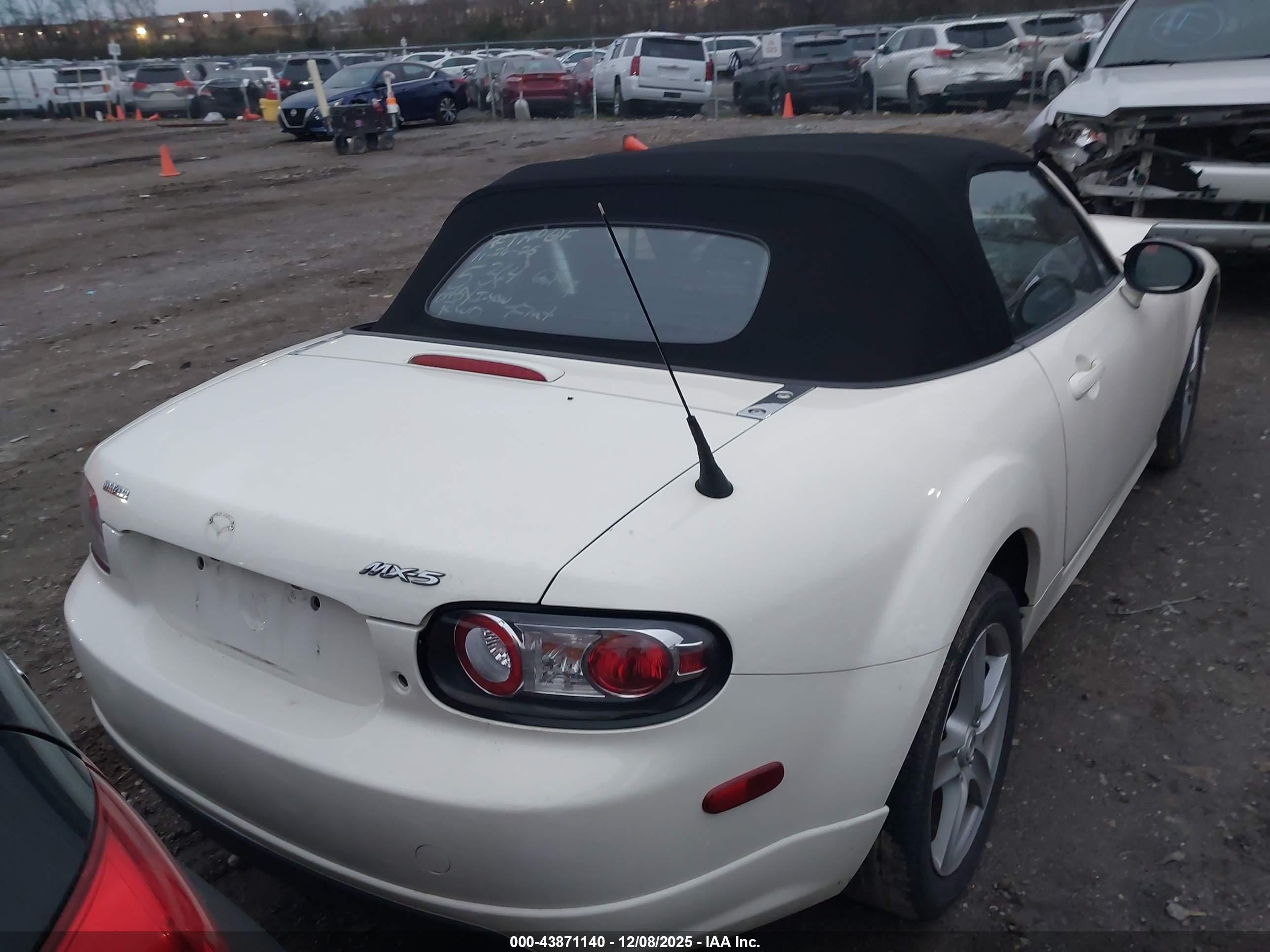 2007 Mazda Mx-5 Sport White vin: JM1NC25F370125364