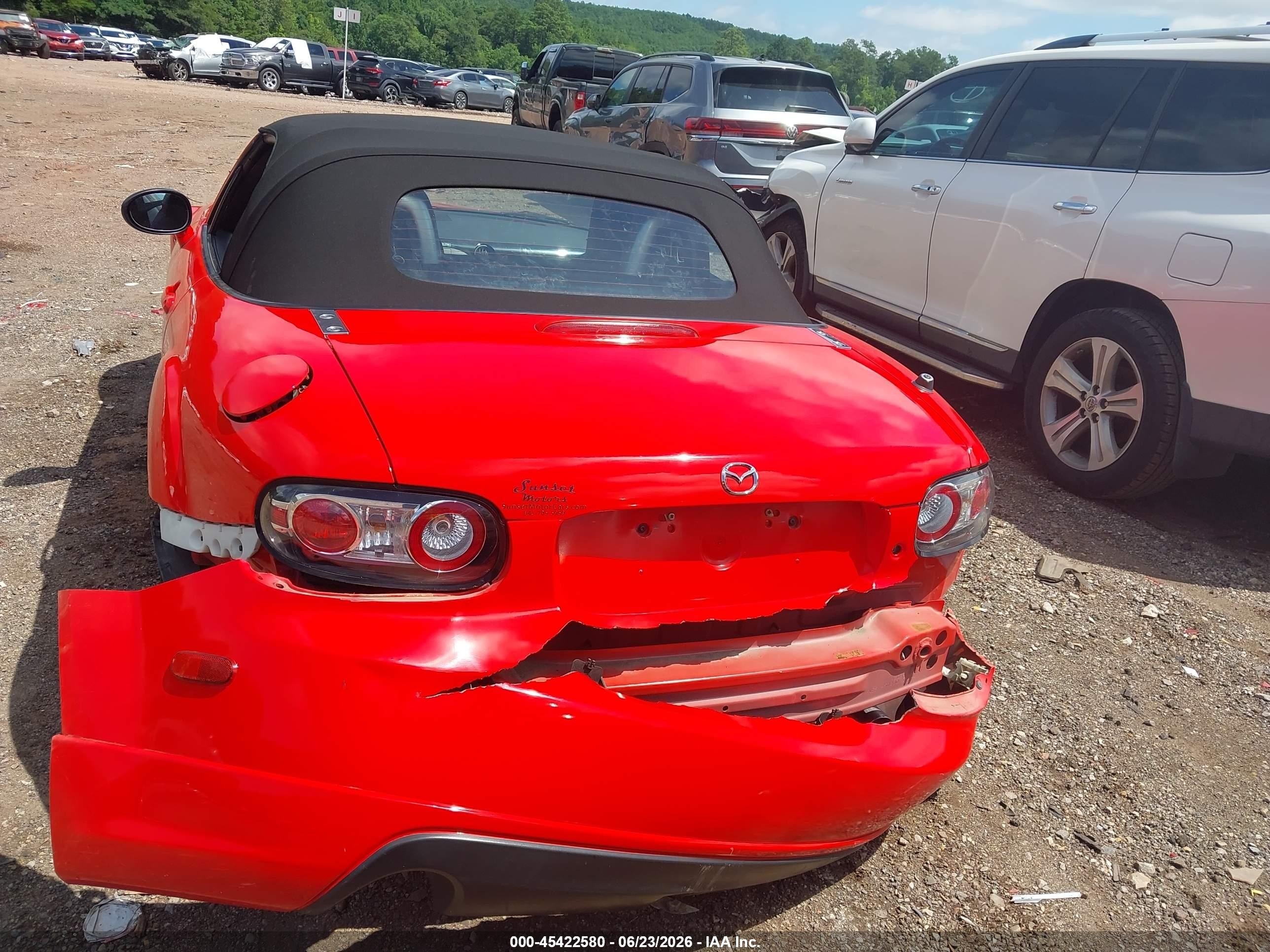 2007 Mazda Mx-5 Sport Red vin: JM1NC25F370136462
