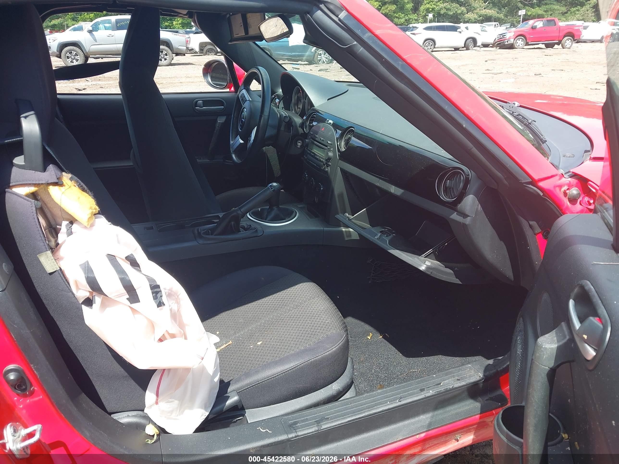 2007 Mazda Mx-5 Sport Red vin: JM1NC25F370136462