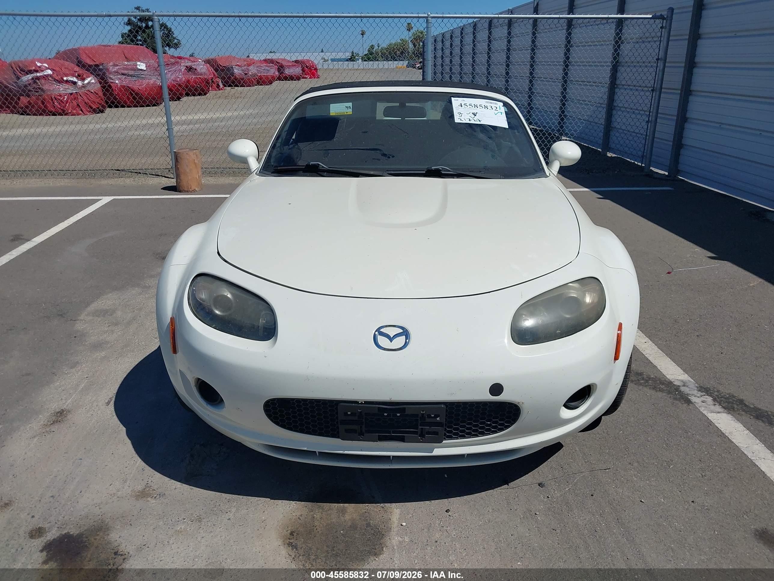 2006 Mazda Mx-5   Белый vin: JM1NC25F460107406