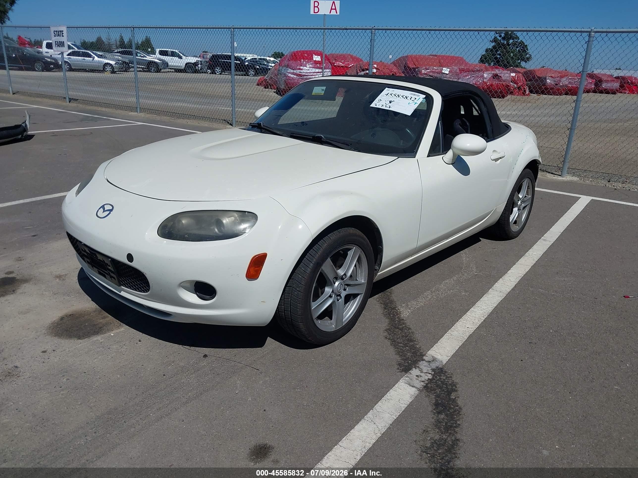 2006 Mazda Mx-5   Белый vin: JM1NC25F460107406