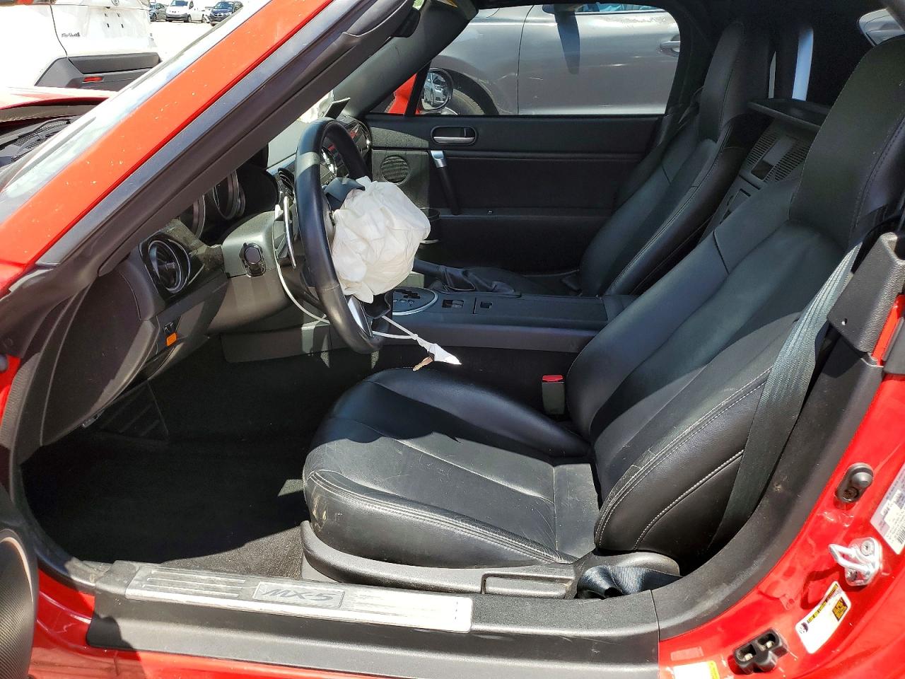 2006 Mazda Mx-5 Miata Red vin: JM1NC25F460113304
