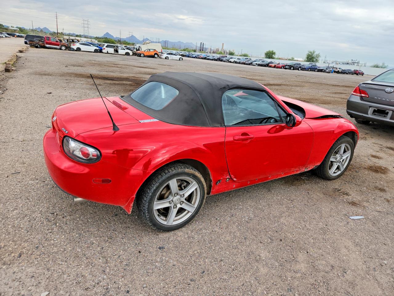 2006 Mazda Mx-5 Miata Red vin: JM1NC25F460120835