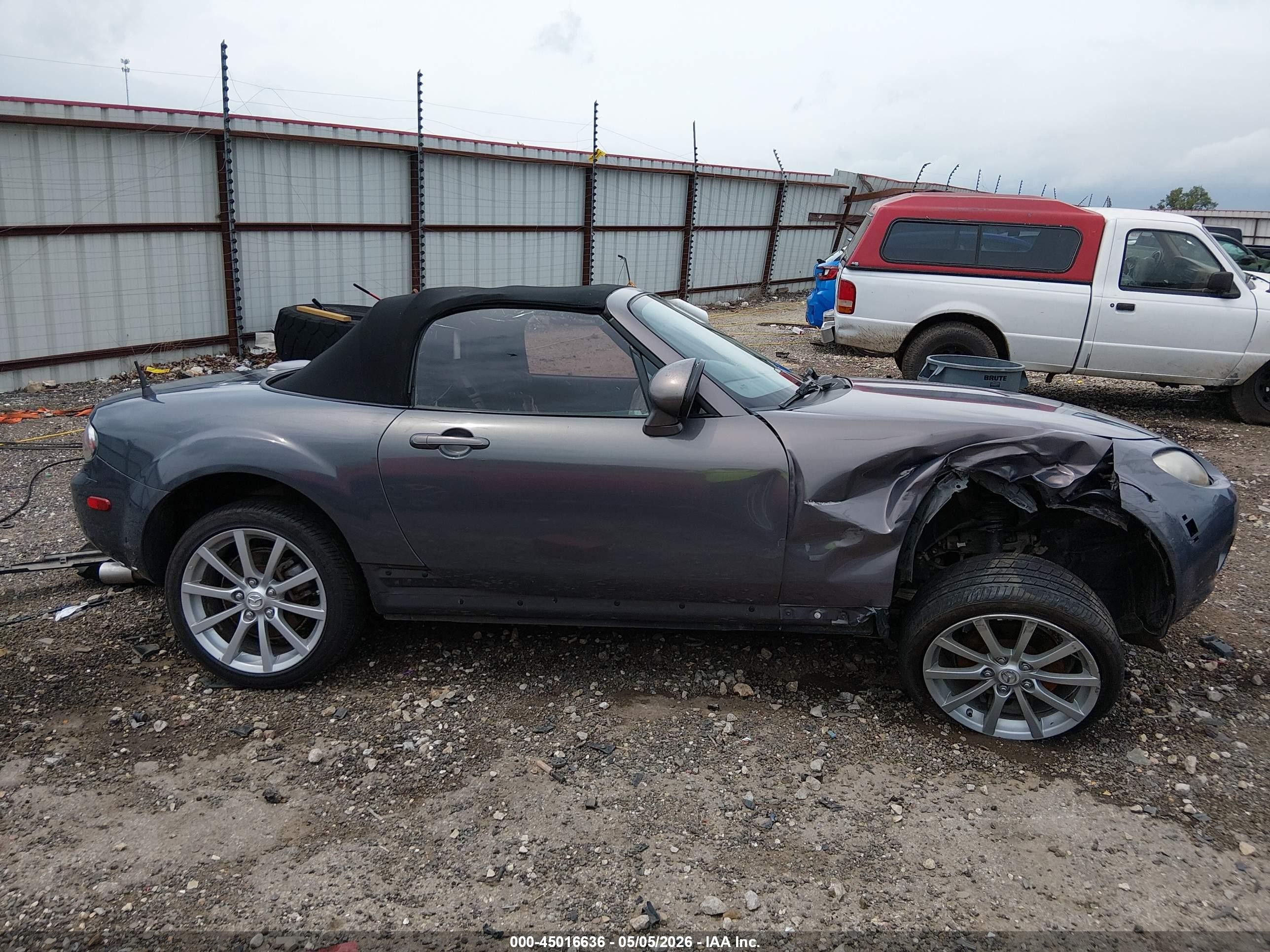 2006 Mazda Mx-5 Sport Gray vin: JM1NC25F560108421