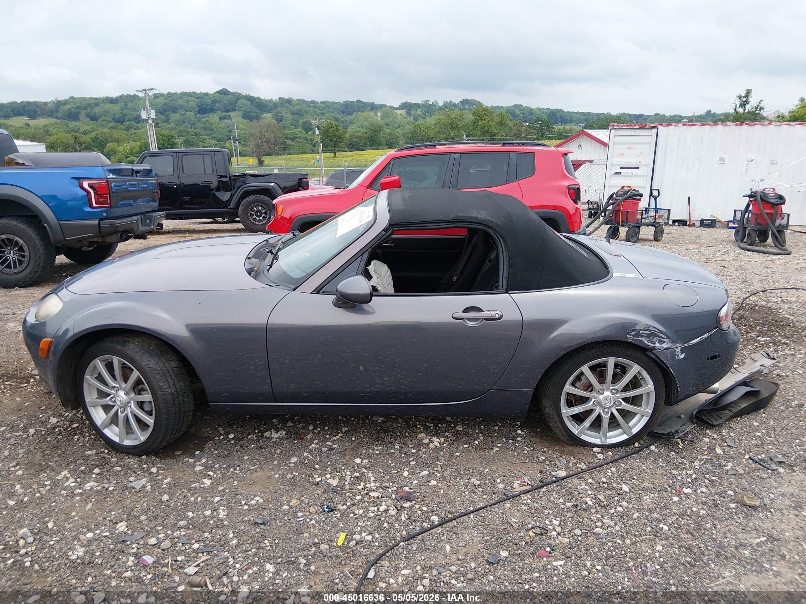 2006 Mazda Mx-5 Sport Gray vin: JM1NC25F560108421