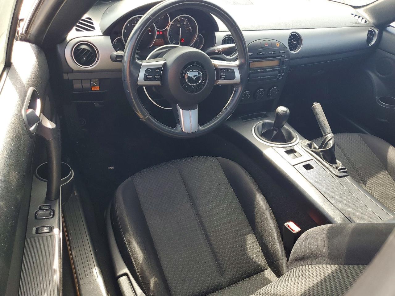 2006 Mazda Mx-5 Miata Silver vin: JM1NC25F560114056