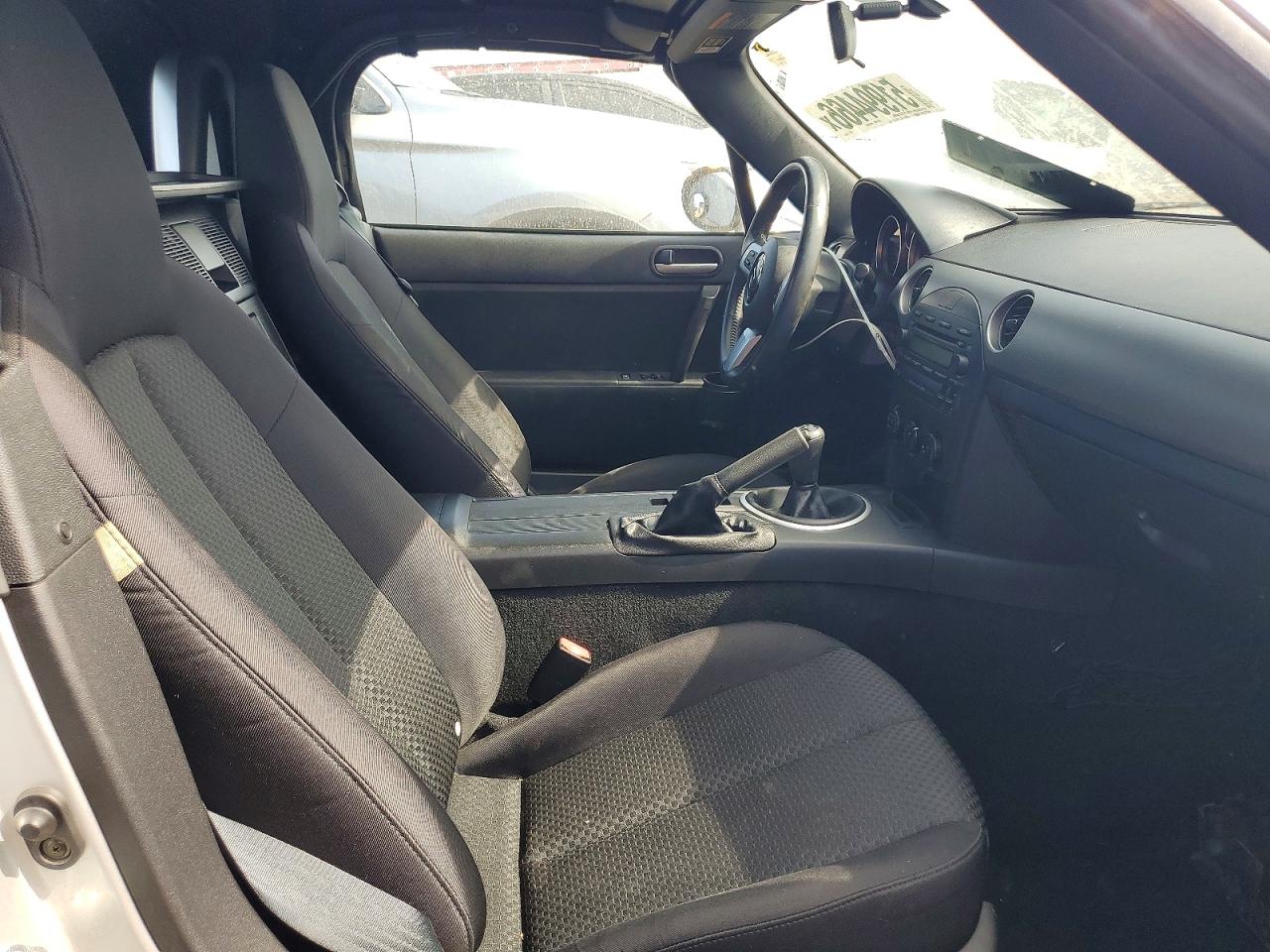 2006 Mazda Mx-5 Miata Silver vin: JM1NC25F560114056