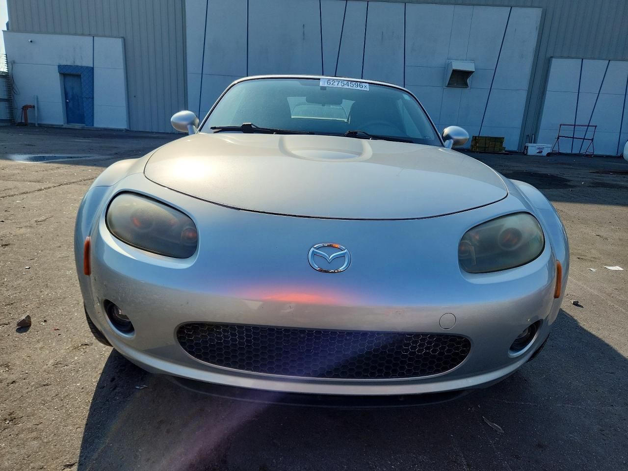 2006 Mazda Mx-5 Miata Silver vin: JM1NC25F560117510