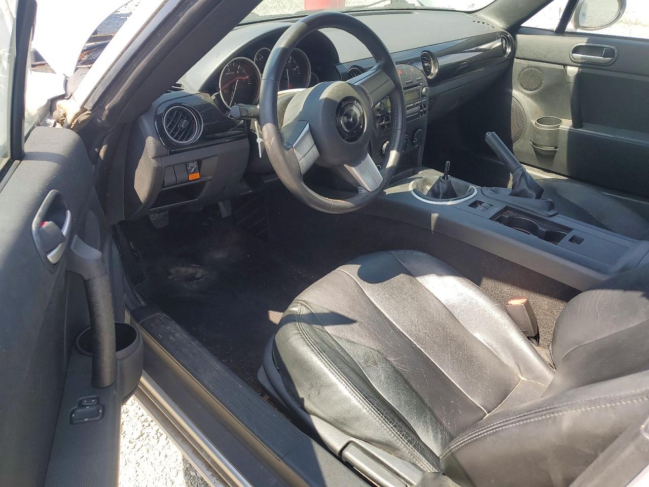 2006 Mazda Mx-5 Miata Silver vin: JM1NC25F560121346