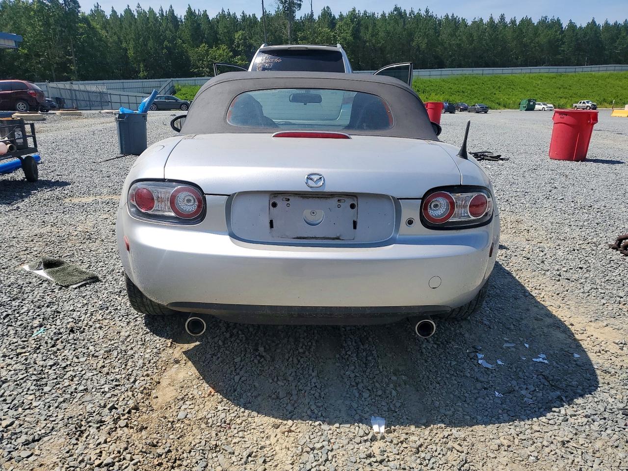 2006 Mazda Mx-5 Miata Silver vin: JM1NC25F560121346