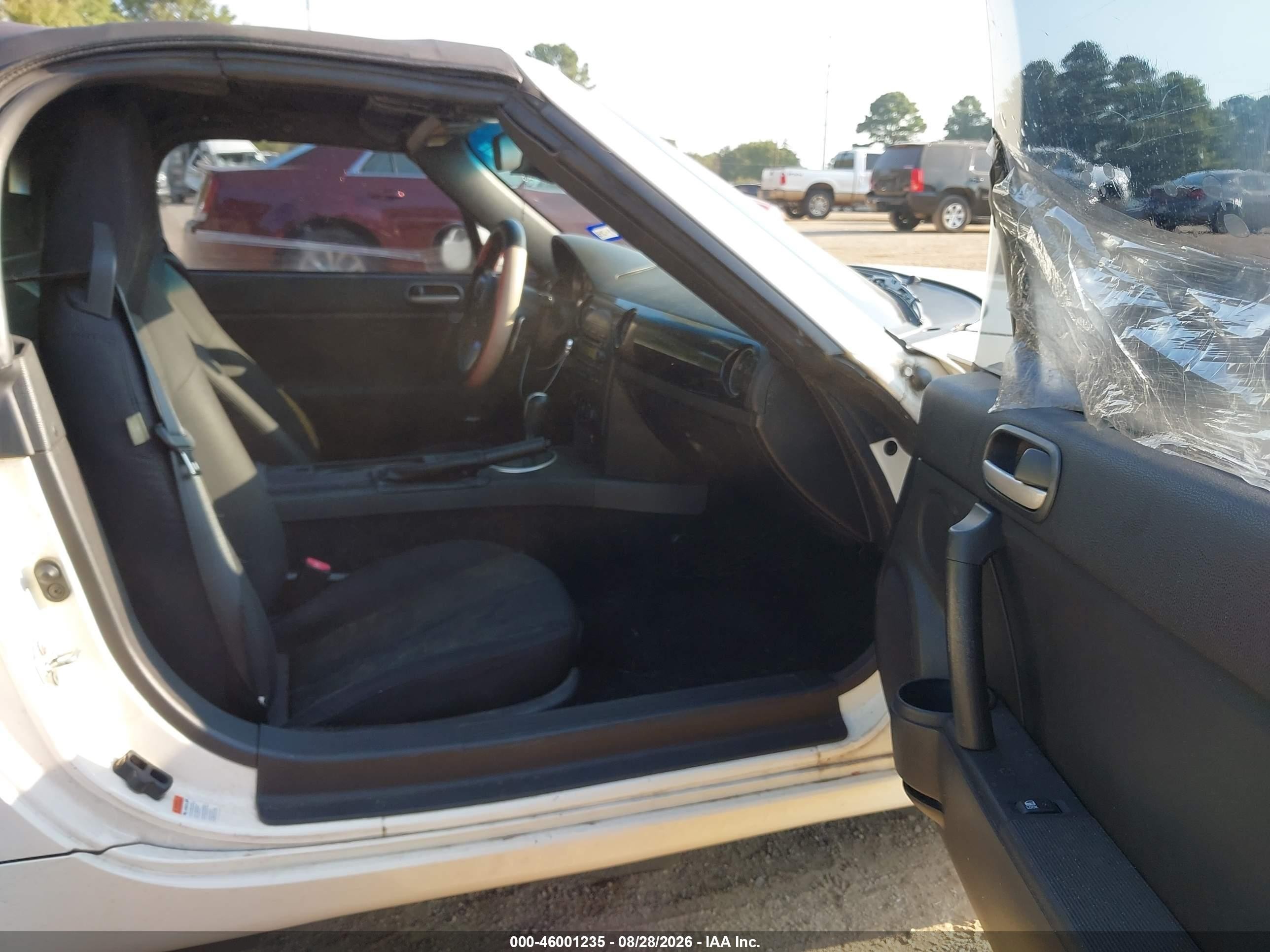 2007 Mazda Mx-5 Touring Белый vin: JM1NC25F570128024