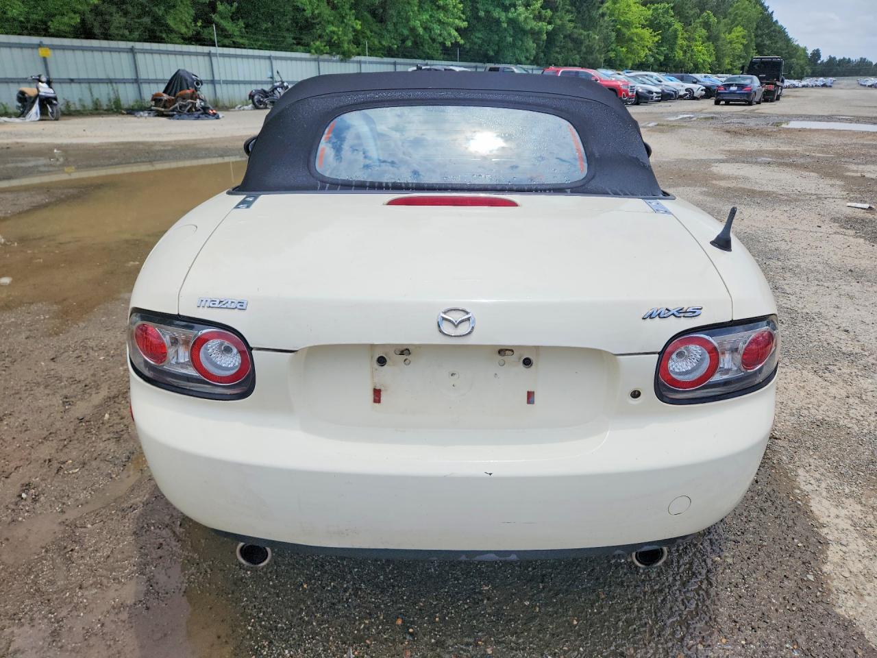2008 Mazda Mx-5 Miata Cream vin: JM1NC25F580139641