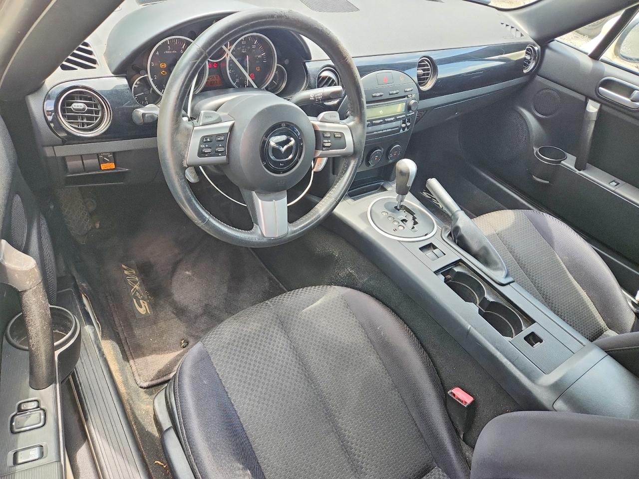 2008 Mazda Mx-5 Miata Cream vin: JM1NC25F580139641