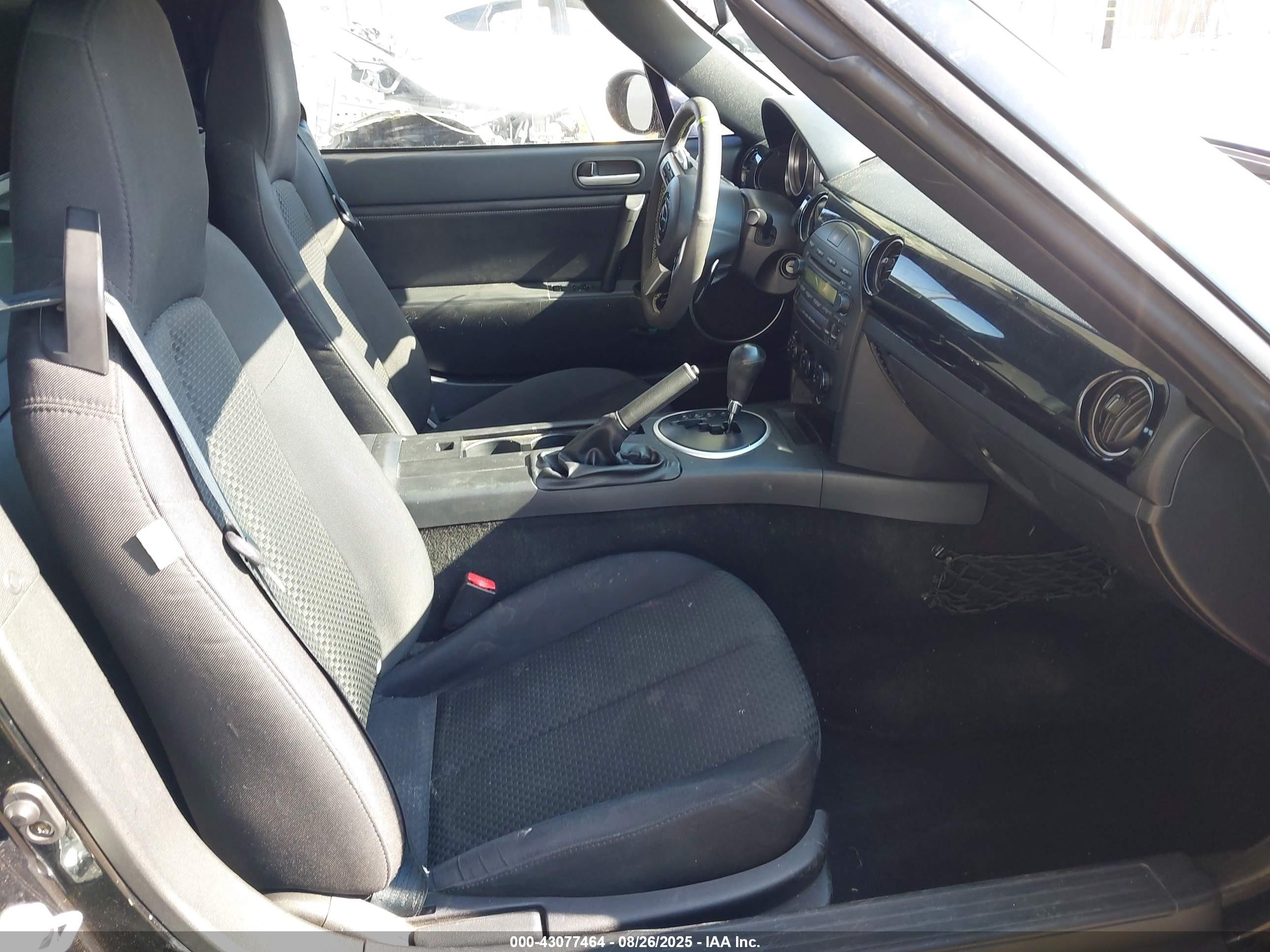 2006 Mazda Mx-5 Touring Black vin: JM1NC25F660107858