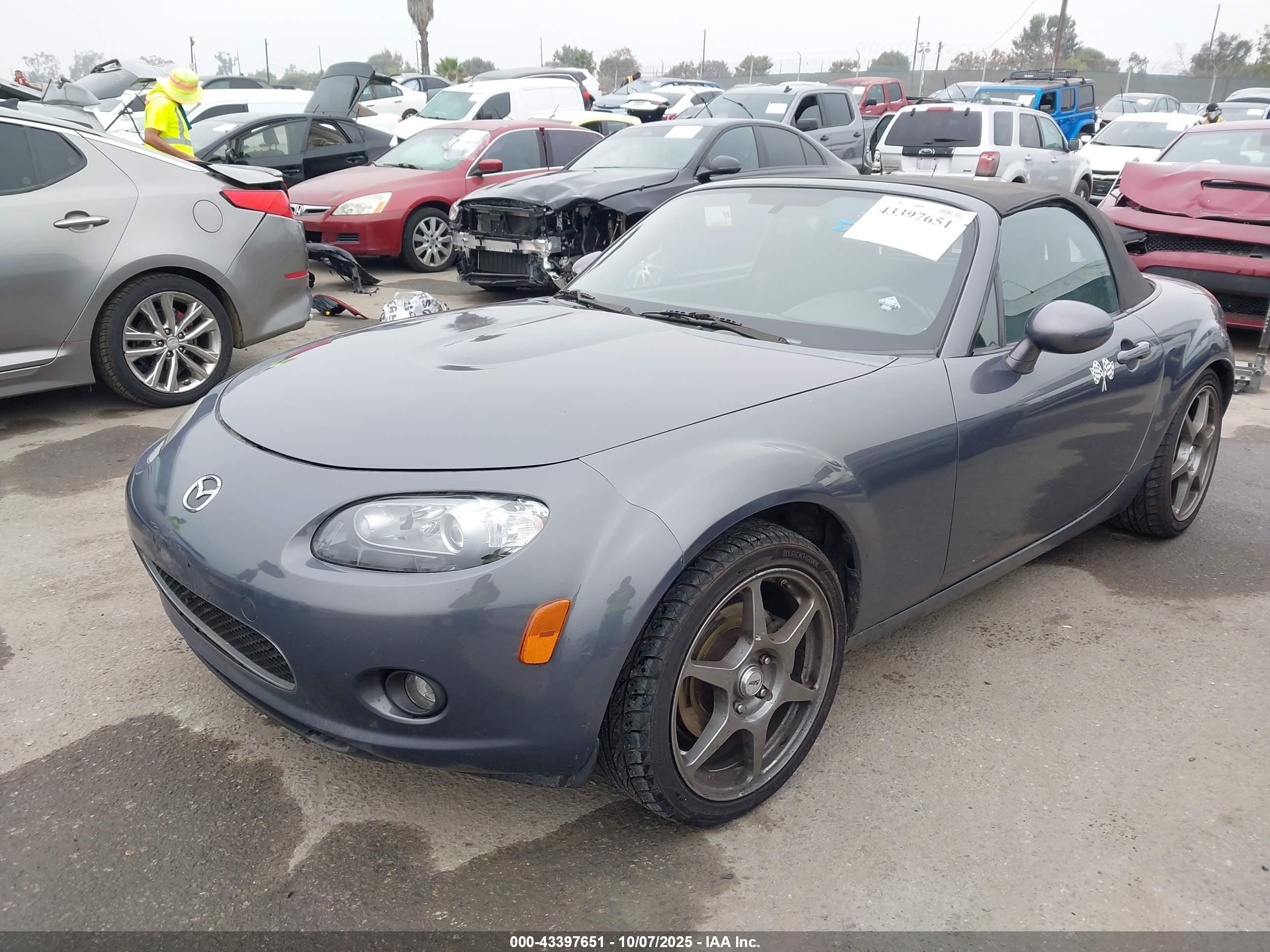 2006 Mazda Mx-5 Sport Gray vin: JM1NC25F760100966