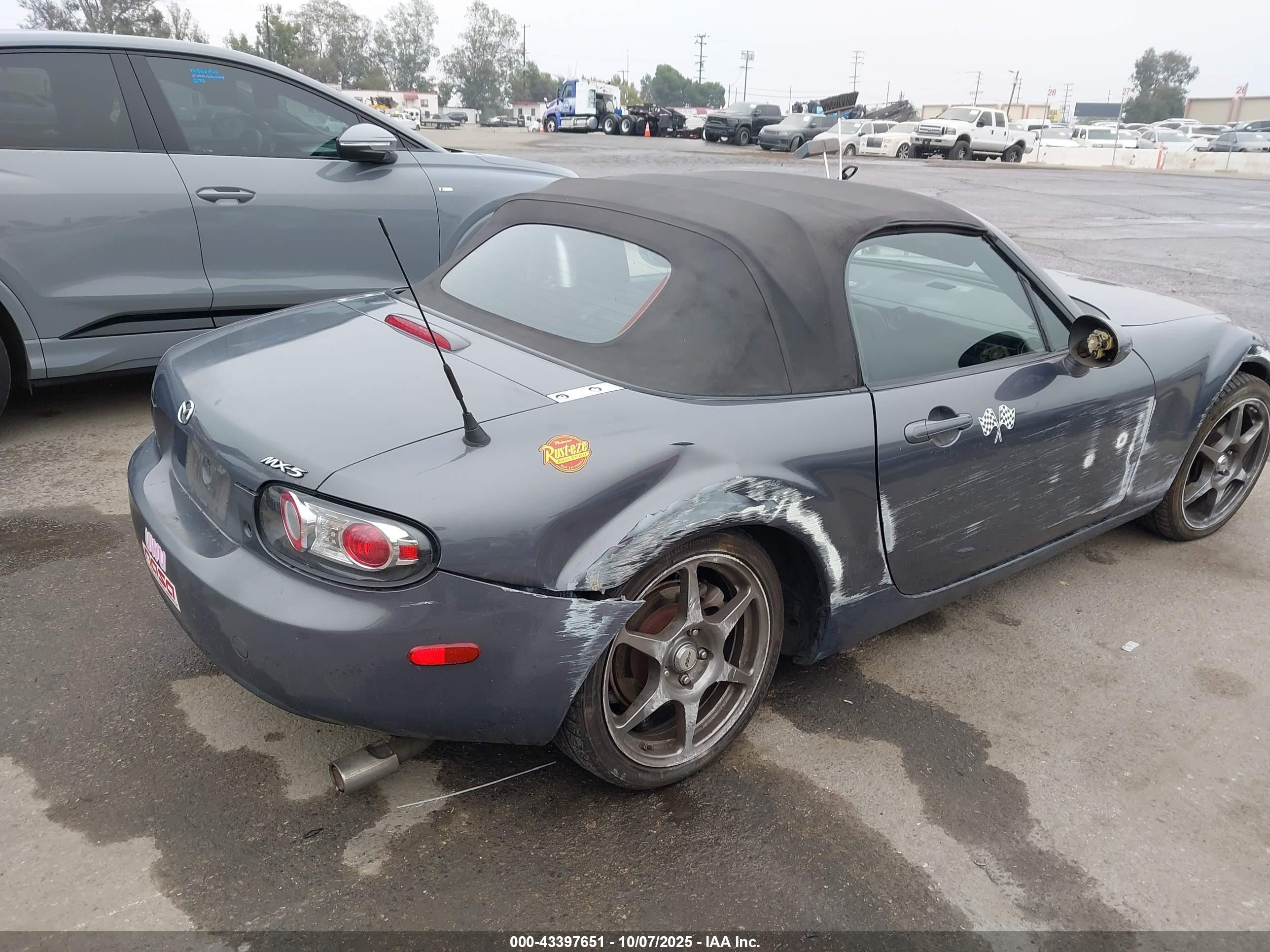 2006 Mazda Mx-5 Sport Gray vin: JM1NC25F760100966