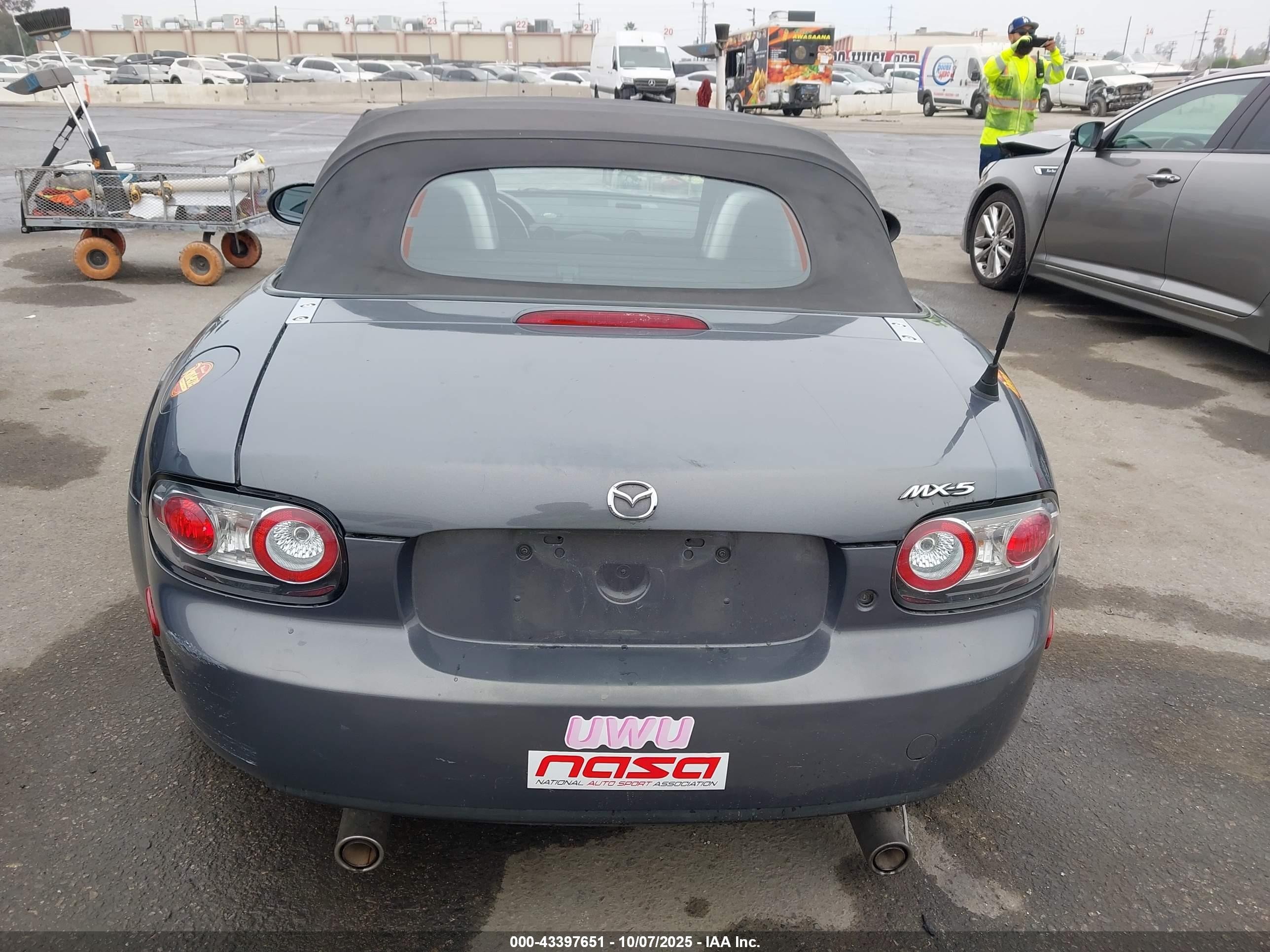 2006 Mazda Mx-5 Sport Gray vin: JM1NC25F760100966