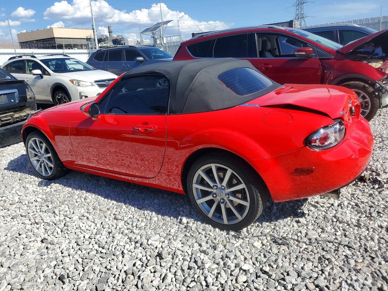 2006 Mazda Mx-5 Miata Red vin: JM1NC25F760110364