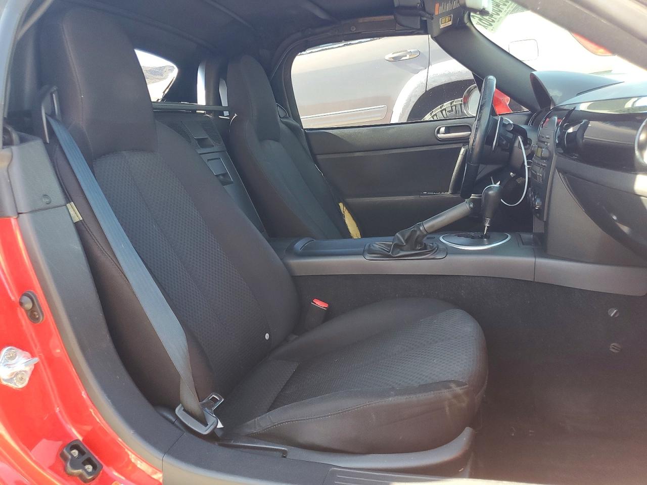 2006 Mazda Mx-5 Miata Red vin: JM1NC25F760110364