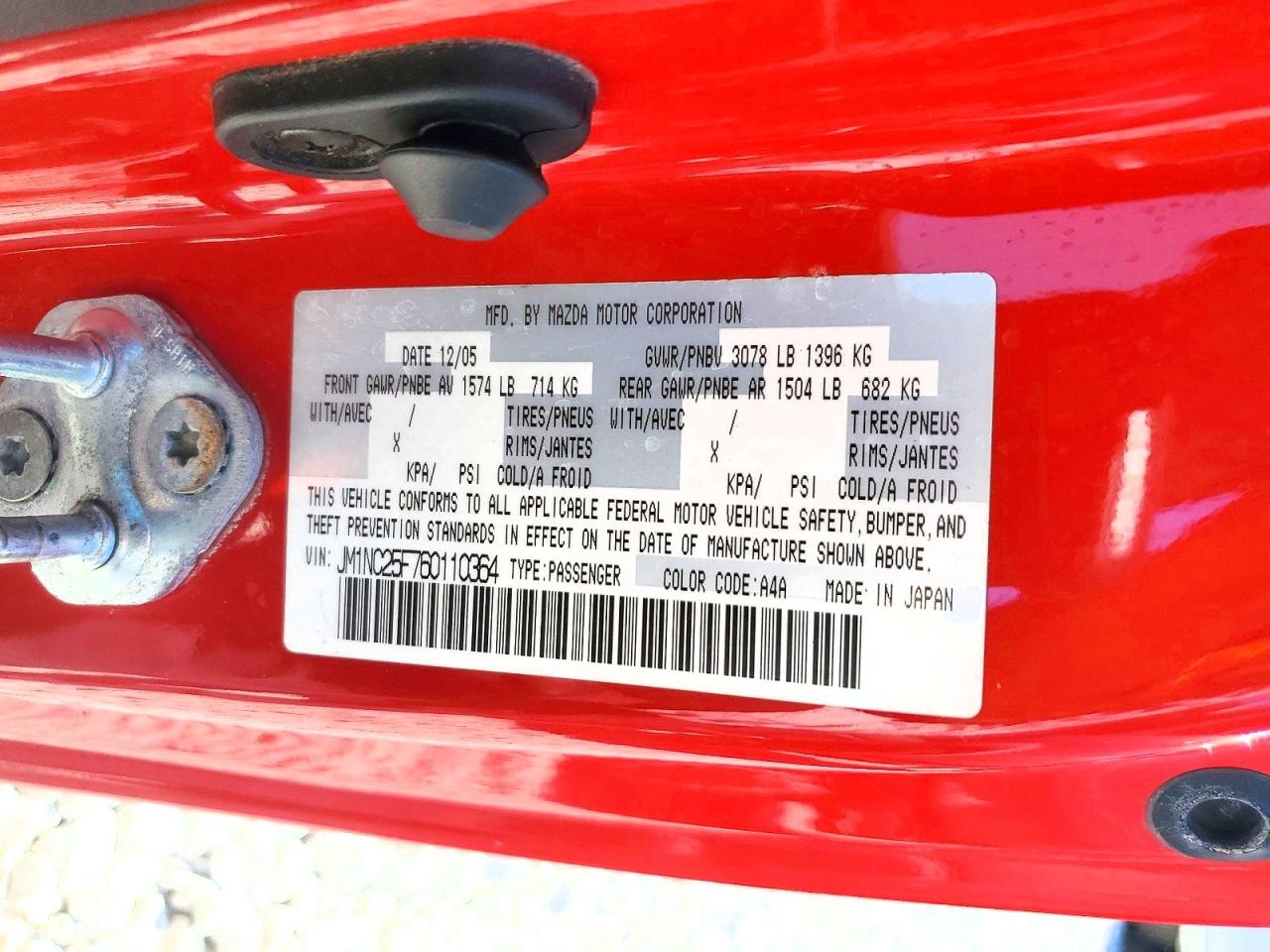 2006 Mazda Mx-5 Miata Red vin: JM1NC25F760110364