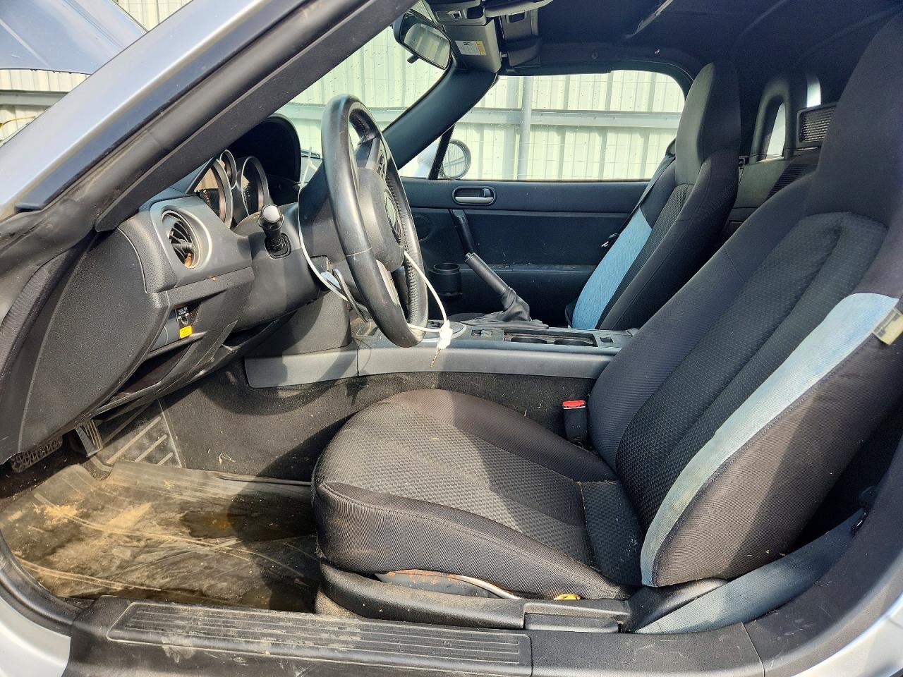 2006 Mazda Mx-5 Miata Silver vin: JM1NC25F760117668