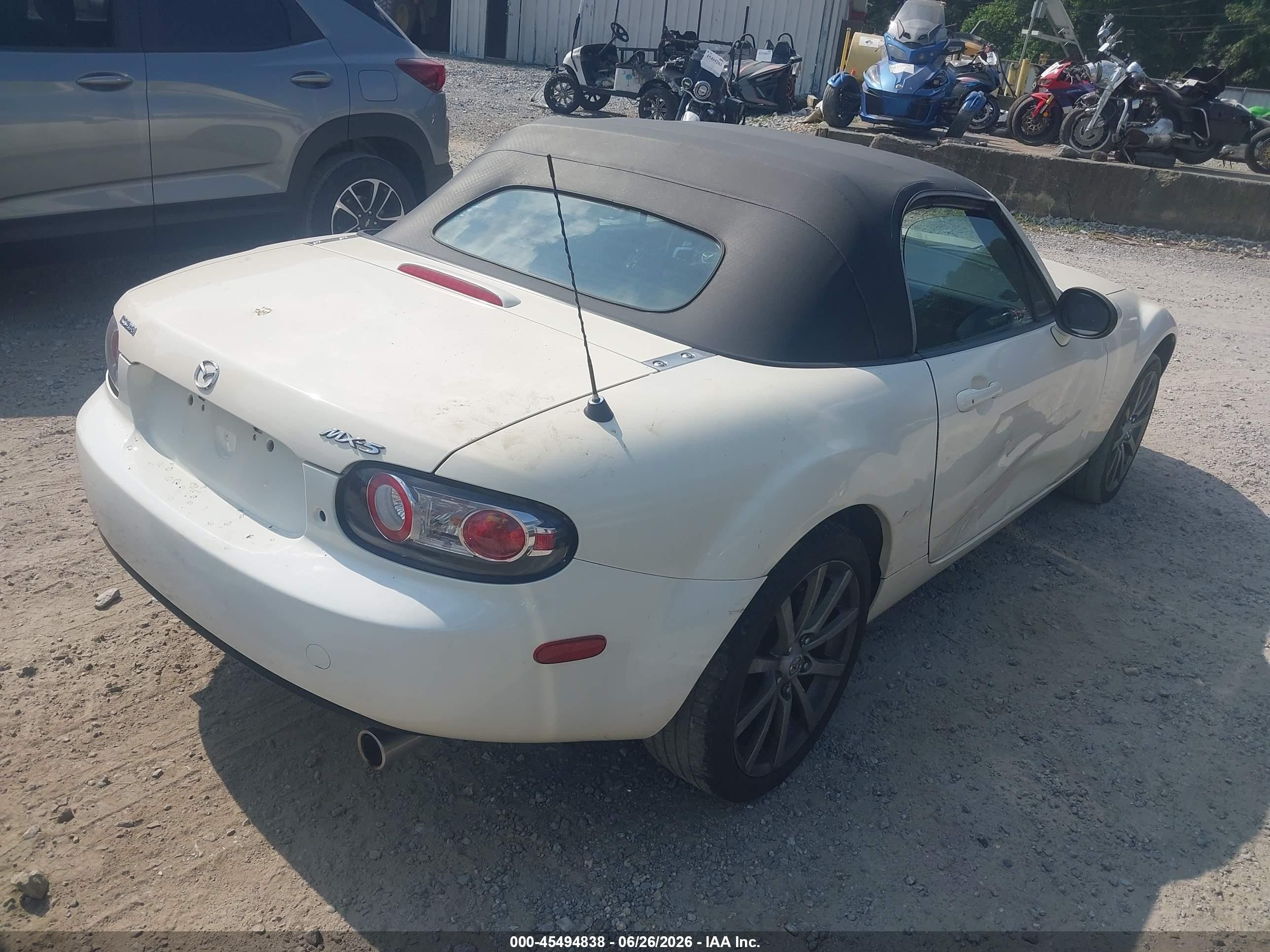 2006 Mazda Mx-5 Miata Grand Touring White vin: JM1NC25F760119226