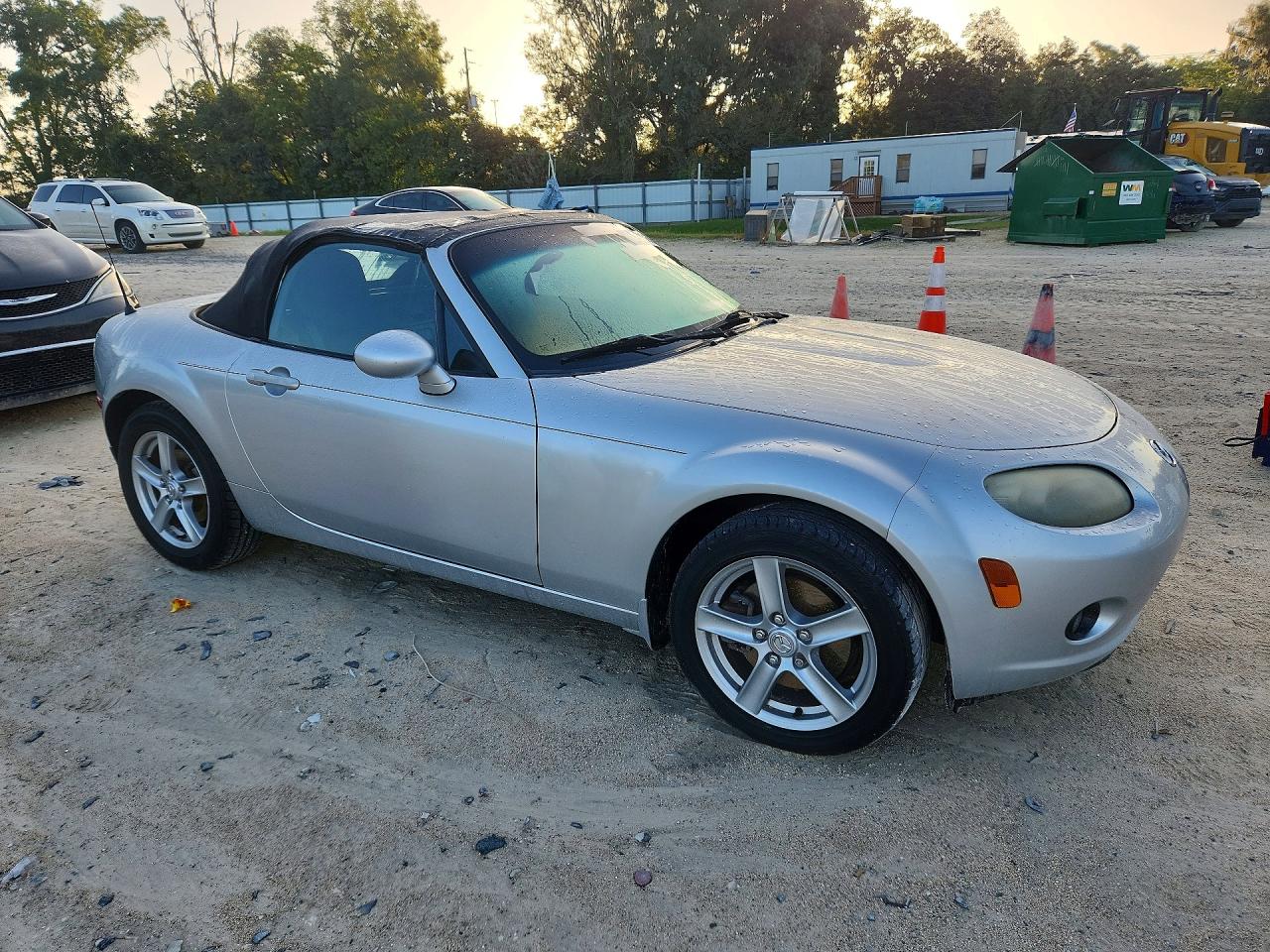 2006 Mazda Mx-5 Miata Silver vin: JM1NC25F860102645